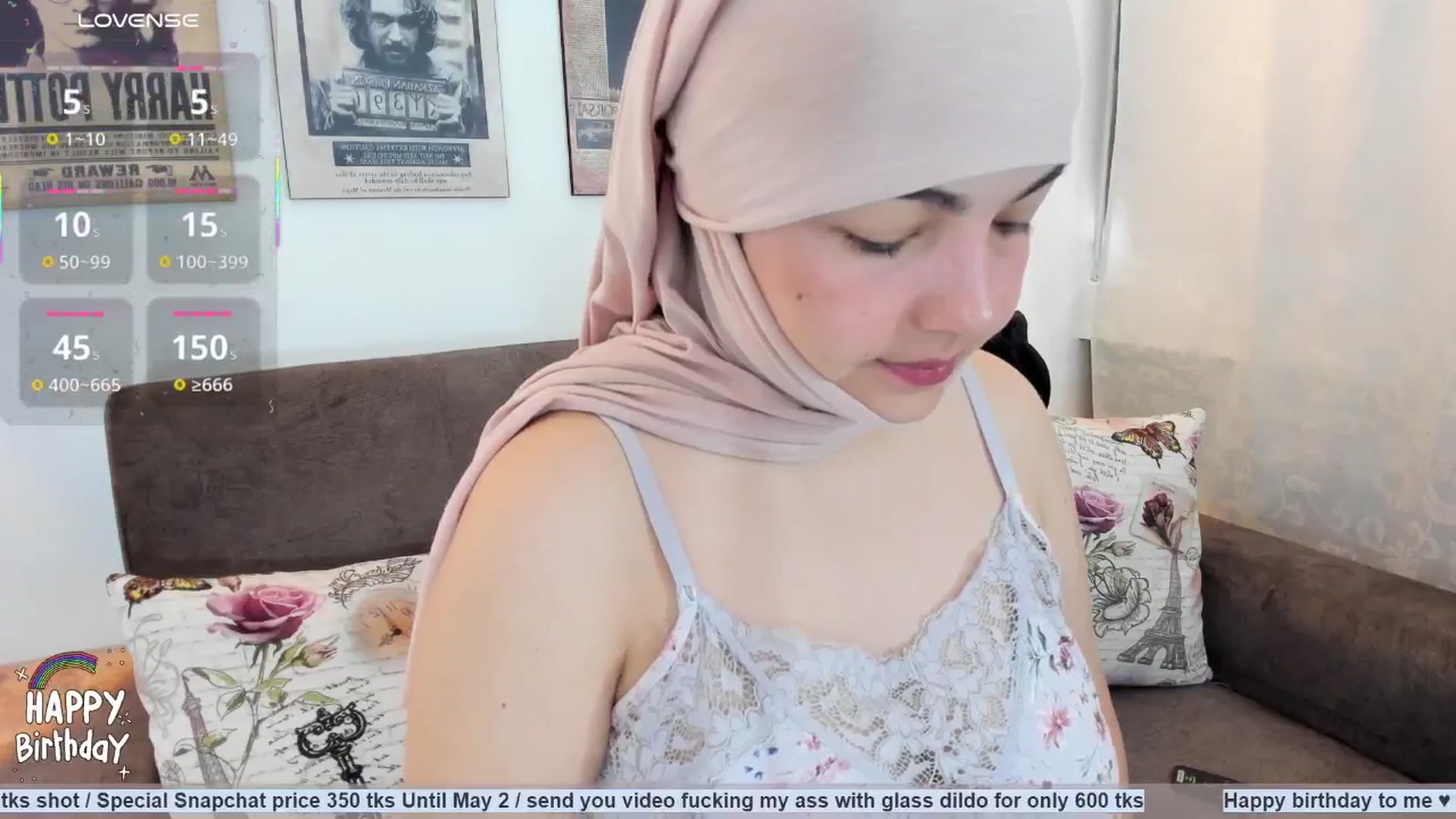 Gallery image thumbnail from liah01's myfreecams stream on, 04/30/2025, 14:52 image 9 of 20