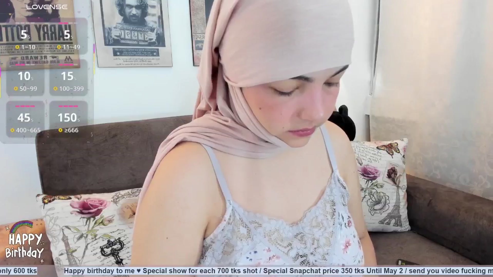Gallery image thumbnail from liah01's myfreecams stream on, 04/30/2025, 14:52 image 15 of 20