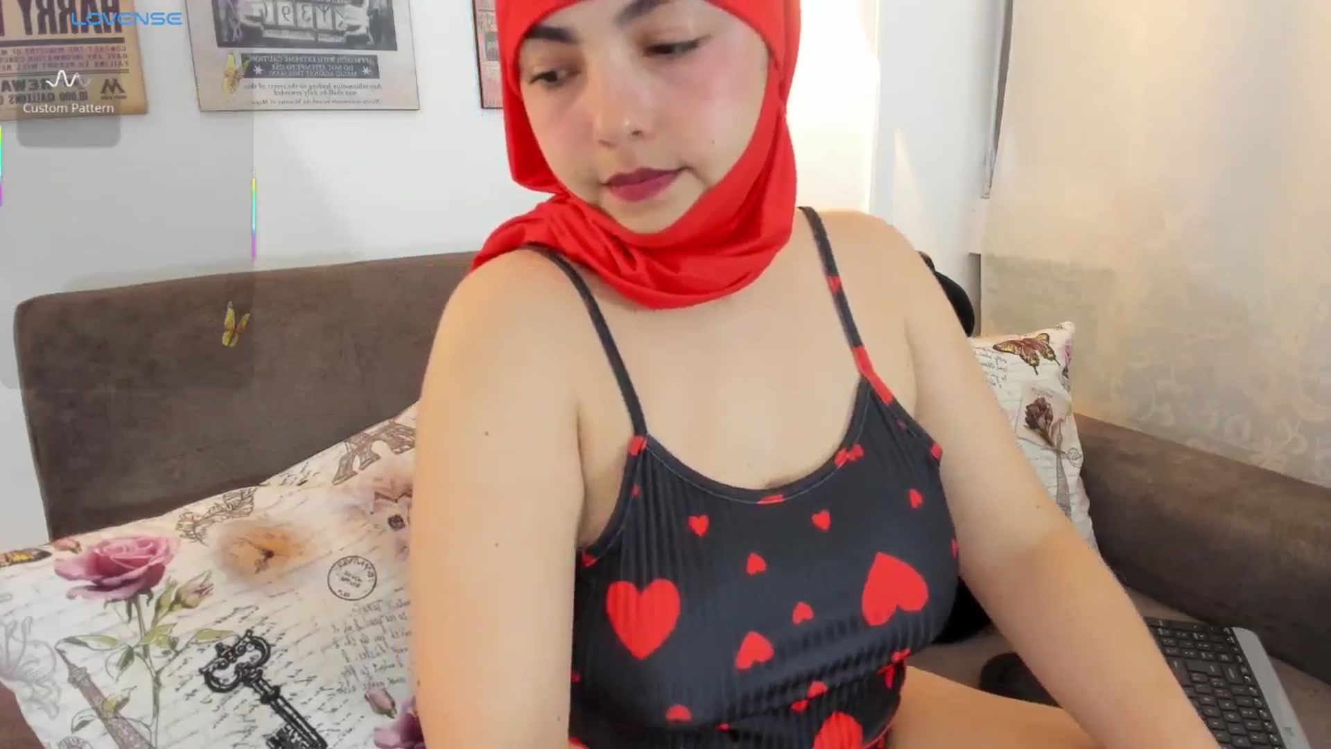 Gallery image thumbnail from liah01's myfreecams stream on, 05/09/2025, 12:49 image 19 of 20