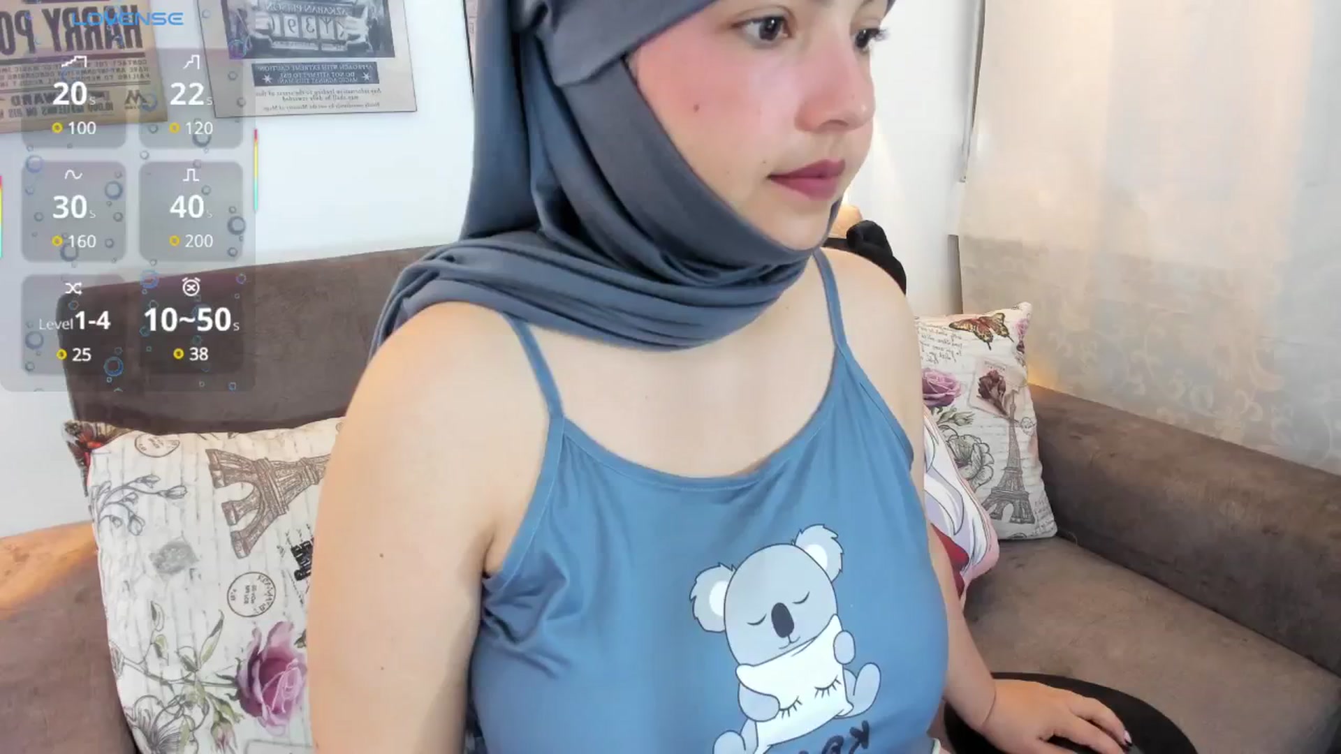 Gallery image thumbnail from liah01's myfreecams stream on, 05/10/2025, 12:45 image 9 of 20