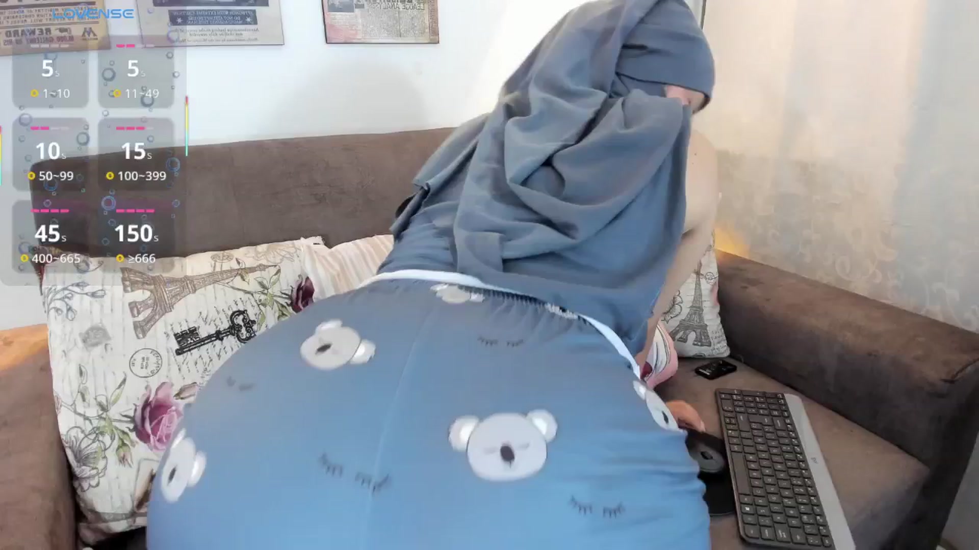 Gallery image thumbnail from liah01's myfreecams stream on, 05/10/2025, 12:45 image 14 of 20