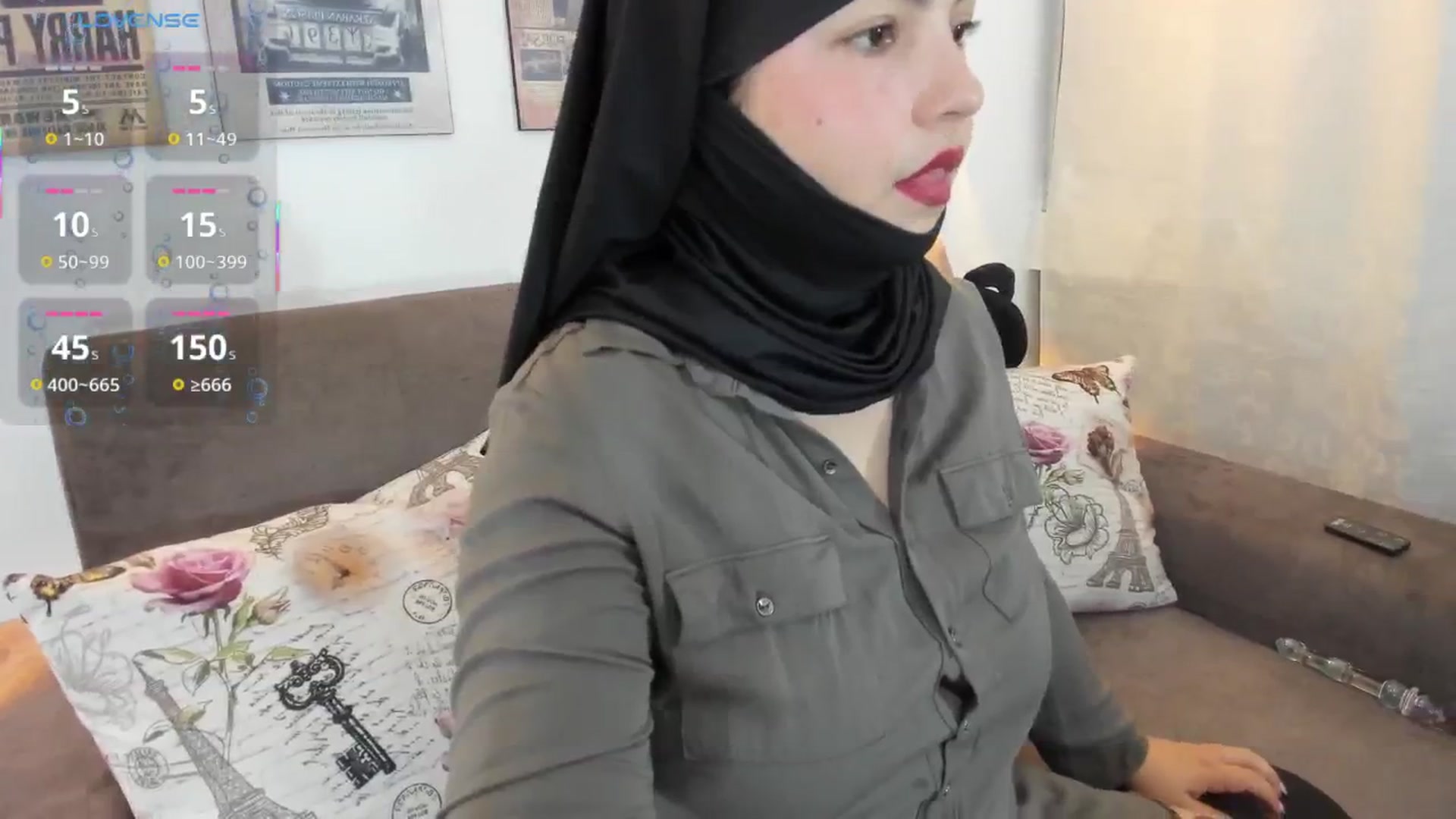 Gallery image thumbnail from liah01's myfreecams stream on, 05/12/2025, 21:12 image 15 of 20