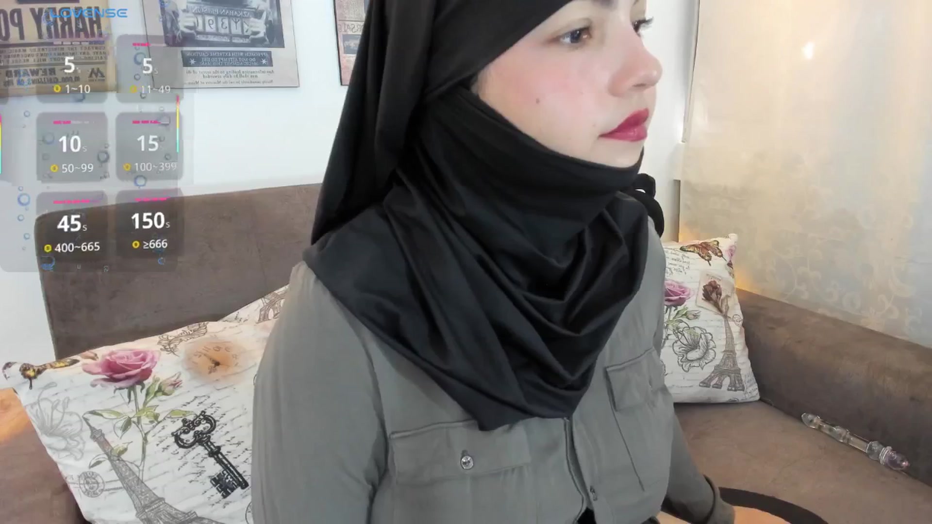 Gallery image thumbnail from liah01's myfreecams stream on, 05/12/2025, 21:12 image 9 of 20
