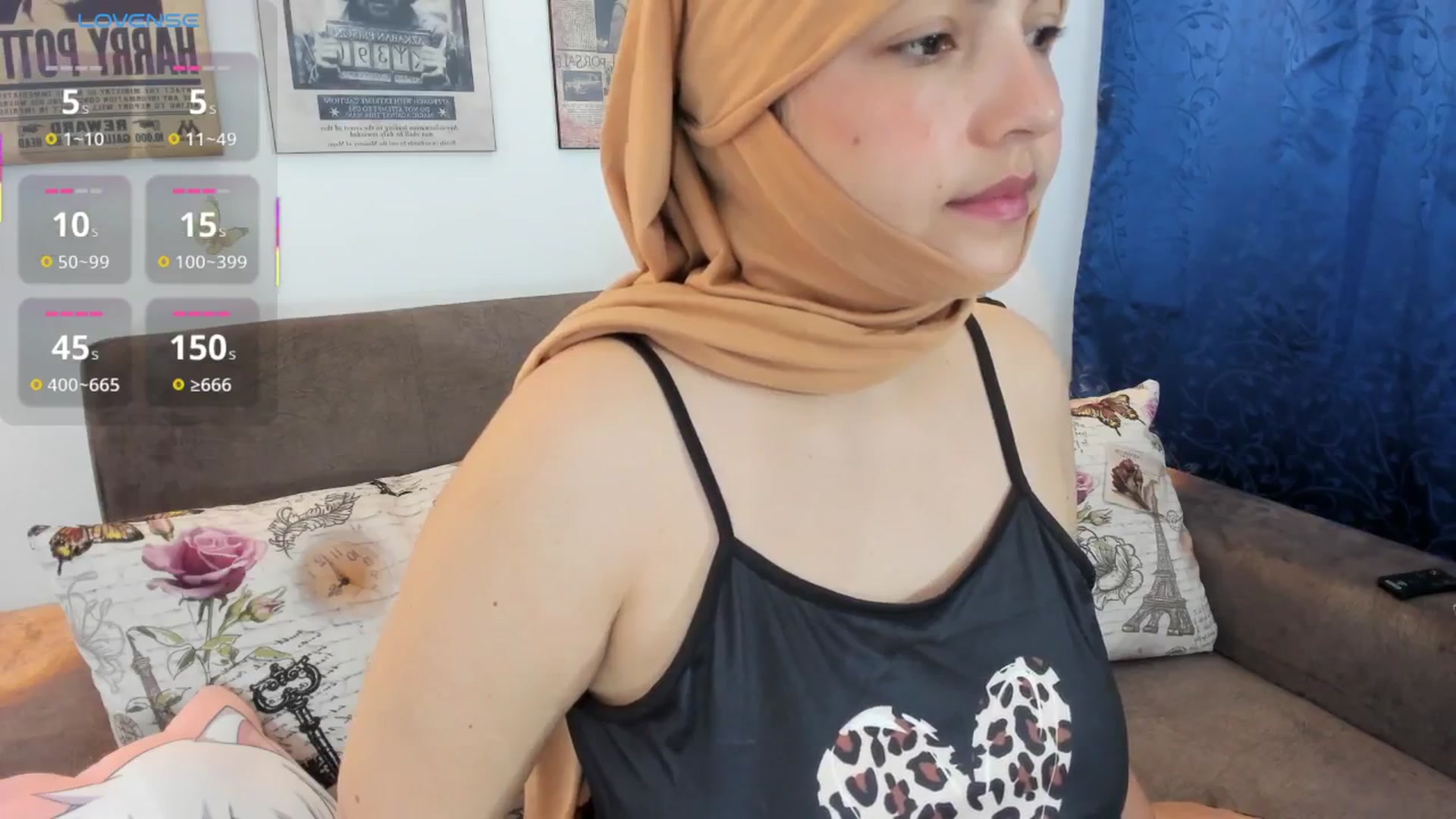 Gallery image thumbnail from liah01's myfreecams stream on, 05/15/2025, 11:28 image 10 of 20