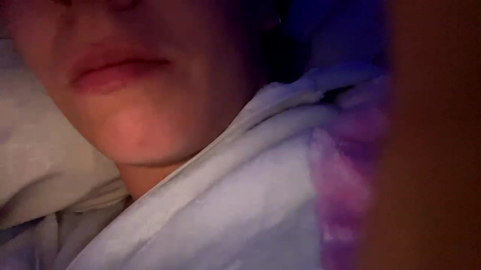Gallery image thumbnail from liee_sonder's myfreecams stream on, 12/25/2022, 09:16 image 2 of 20