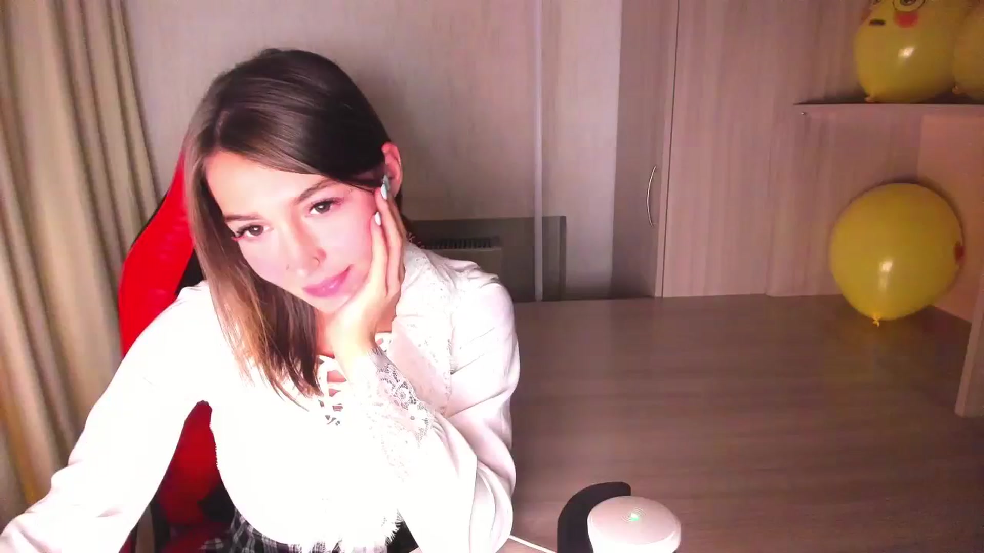 Gallery image thumbnail from lifethebest's myfreecams stream on, 09/25/2023, 15:10 image 7 of 20