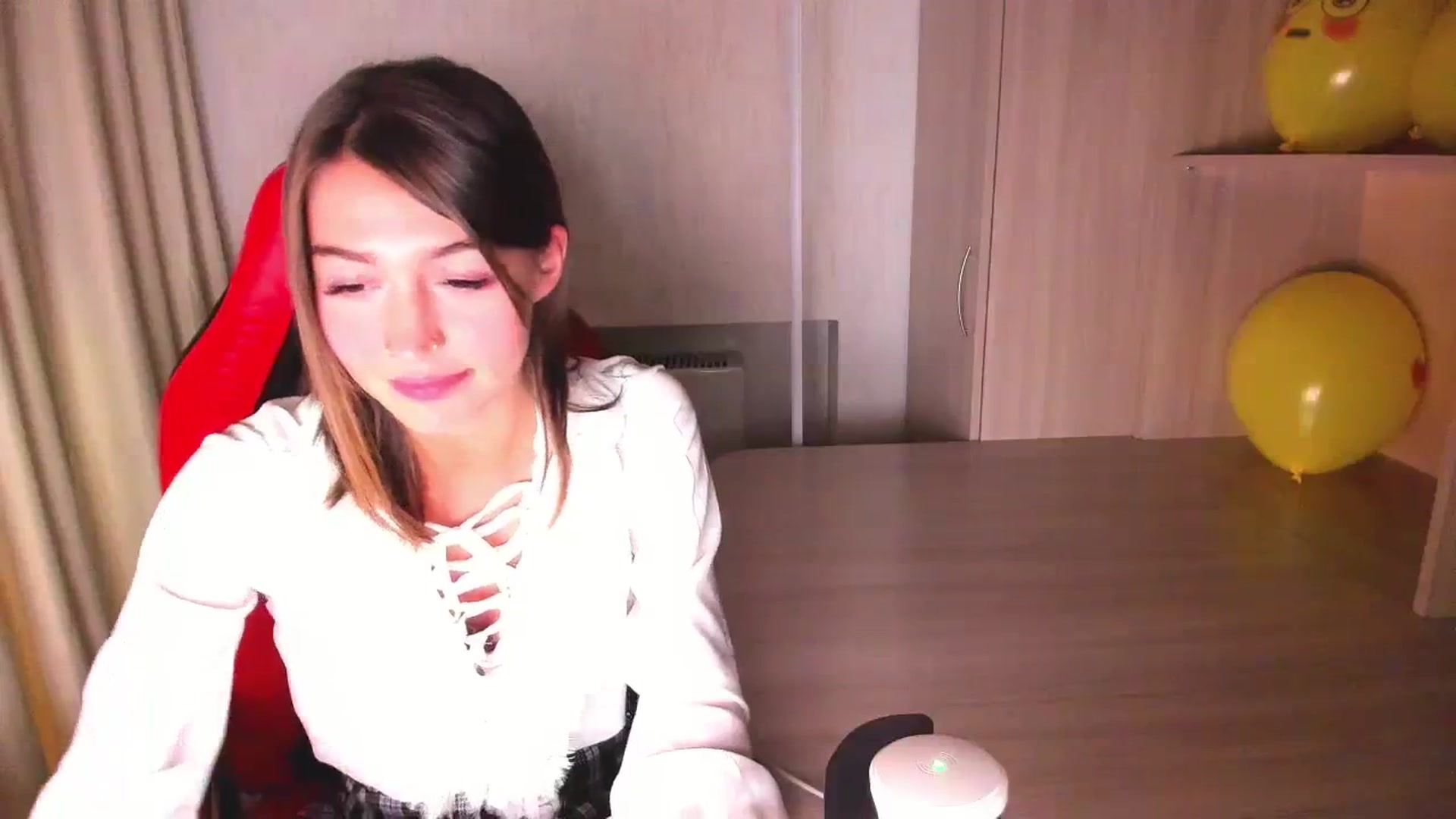 Gallery image thumbnail from lifethebest's myfreecams stream on, 09/25/2023, 15:10 image 18 of 20