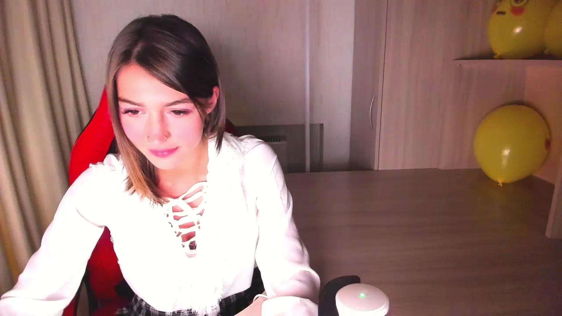 Gallery image thumbnail from lifethebest's myfreecams stream on, 09/25/2023, 15:10 image 6 of 20