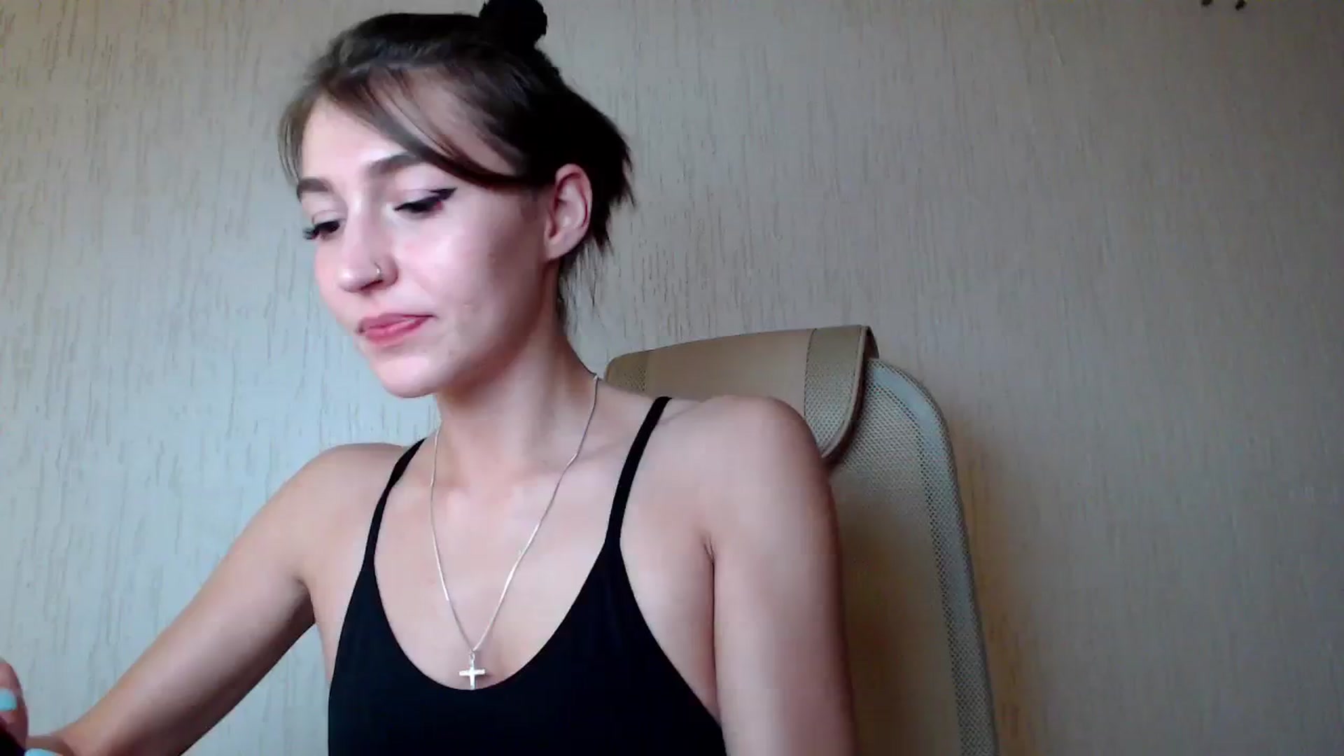 Gallery image thumbnail from lifethebest's myfreecams stream on, 10/03/2023, 07:55 image 1 of 20