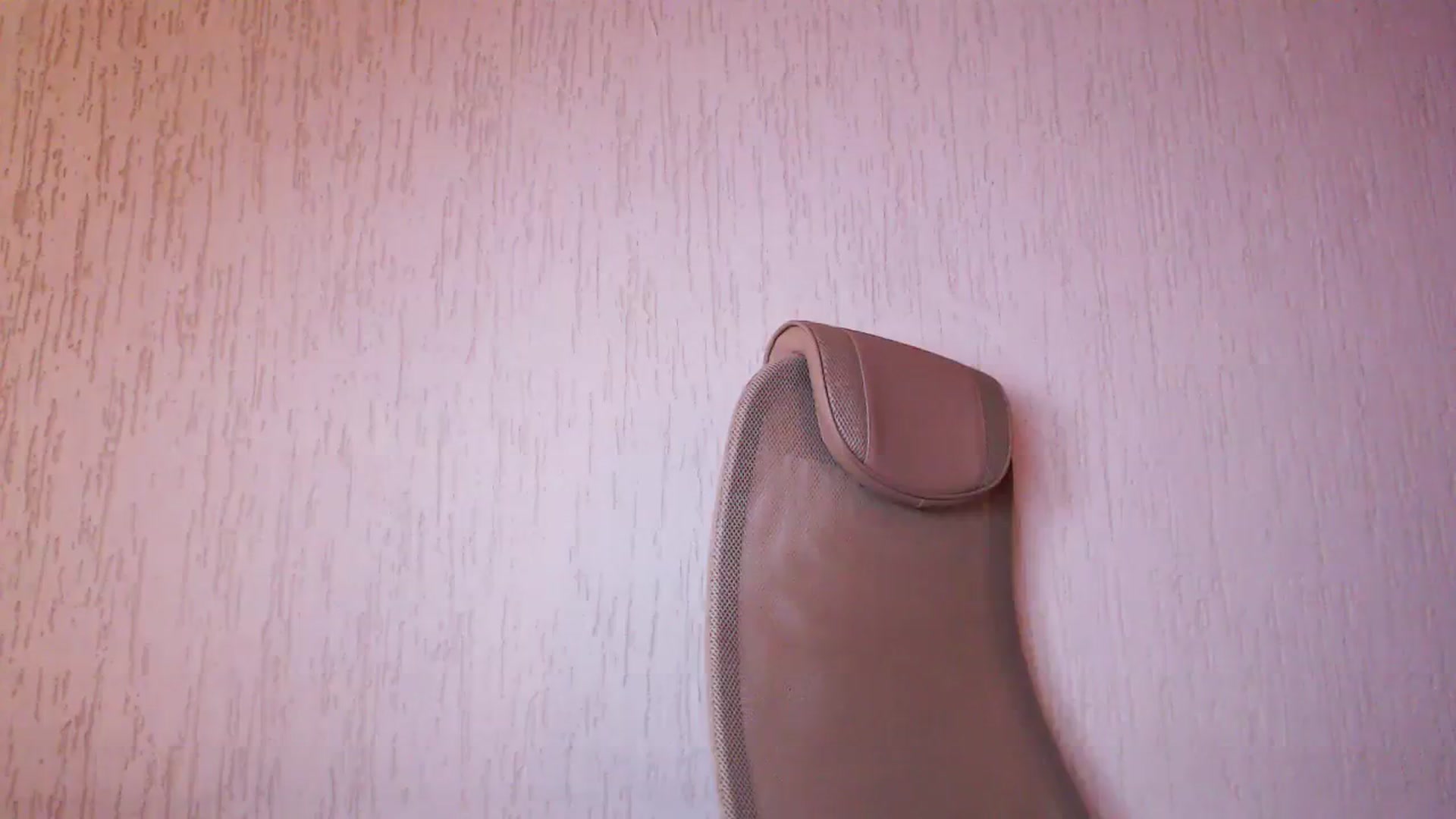 Gallery image thumbnail from lifethebest's myfreecams stream on, 10/04/2023, 08:14 image 19 of 20