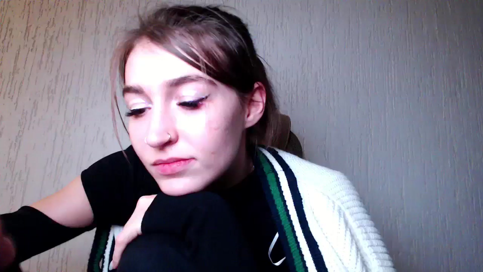 Gallery image thumbnail from lifethebest's myfreecams stream on, 10/18/2023, 09:22 image 15 of 20