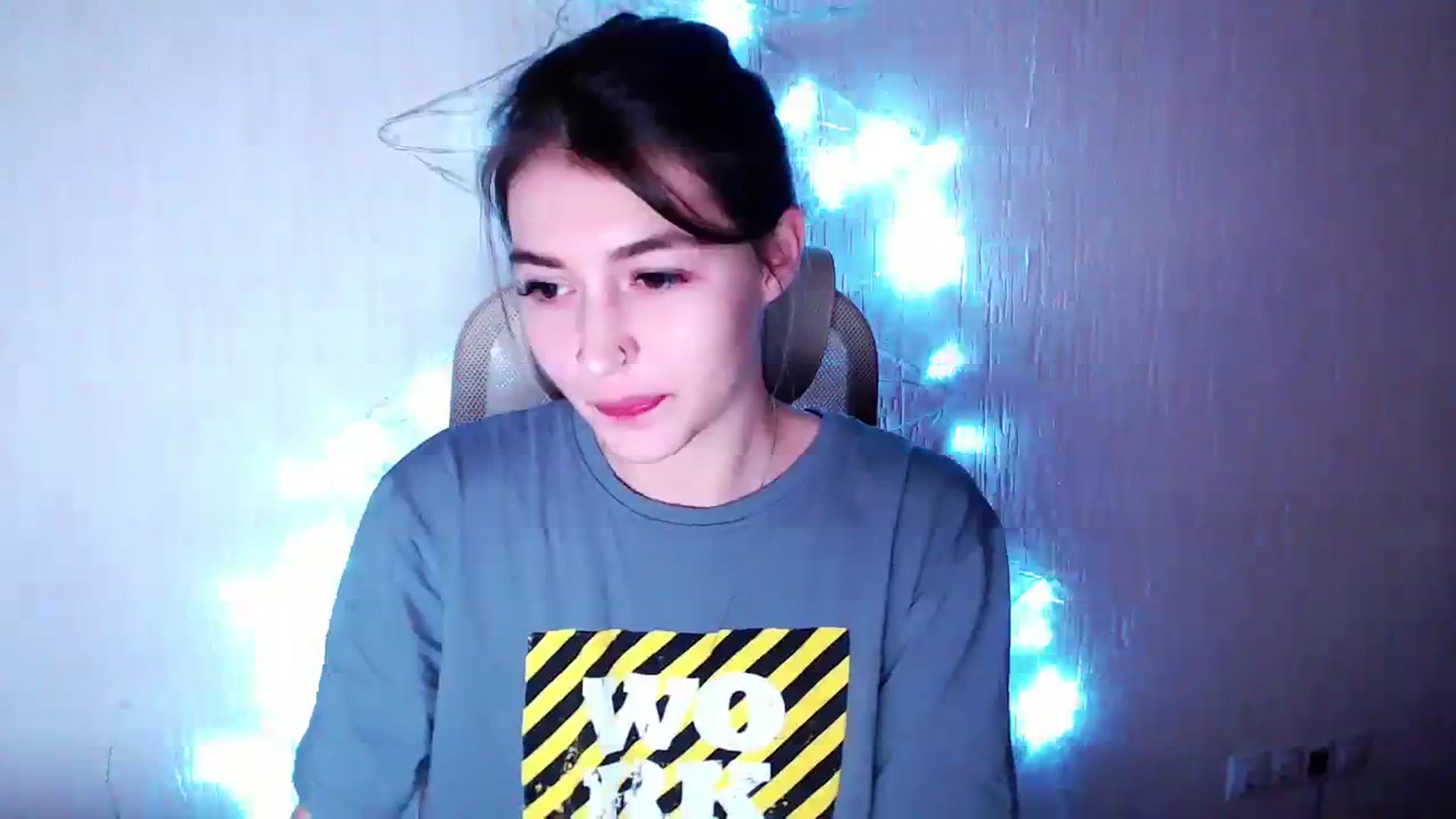 Gallery image thumbnail from lifethebest's myfreecams stream on, 01/15/2024, 07:31 image 6 of 20