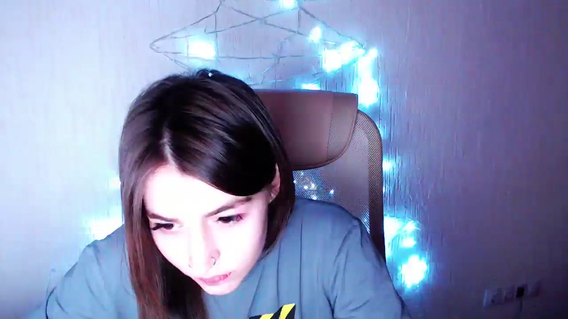 Gallery image thumbnail from lifethebest's myfreecams stream on, 01/15/2024, 07:31 image 1 of 20