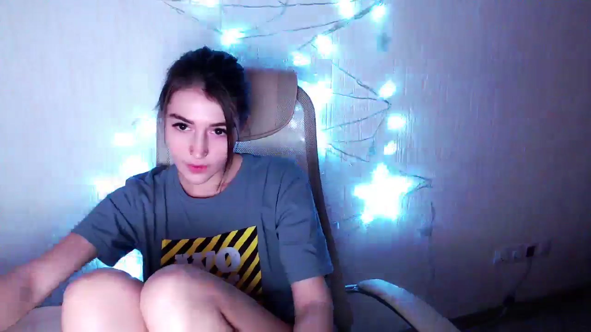Gallery image thumbnail from lifethebest's myfreecams stream on, 01/15/2024, 07:31 image 9 of 20