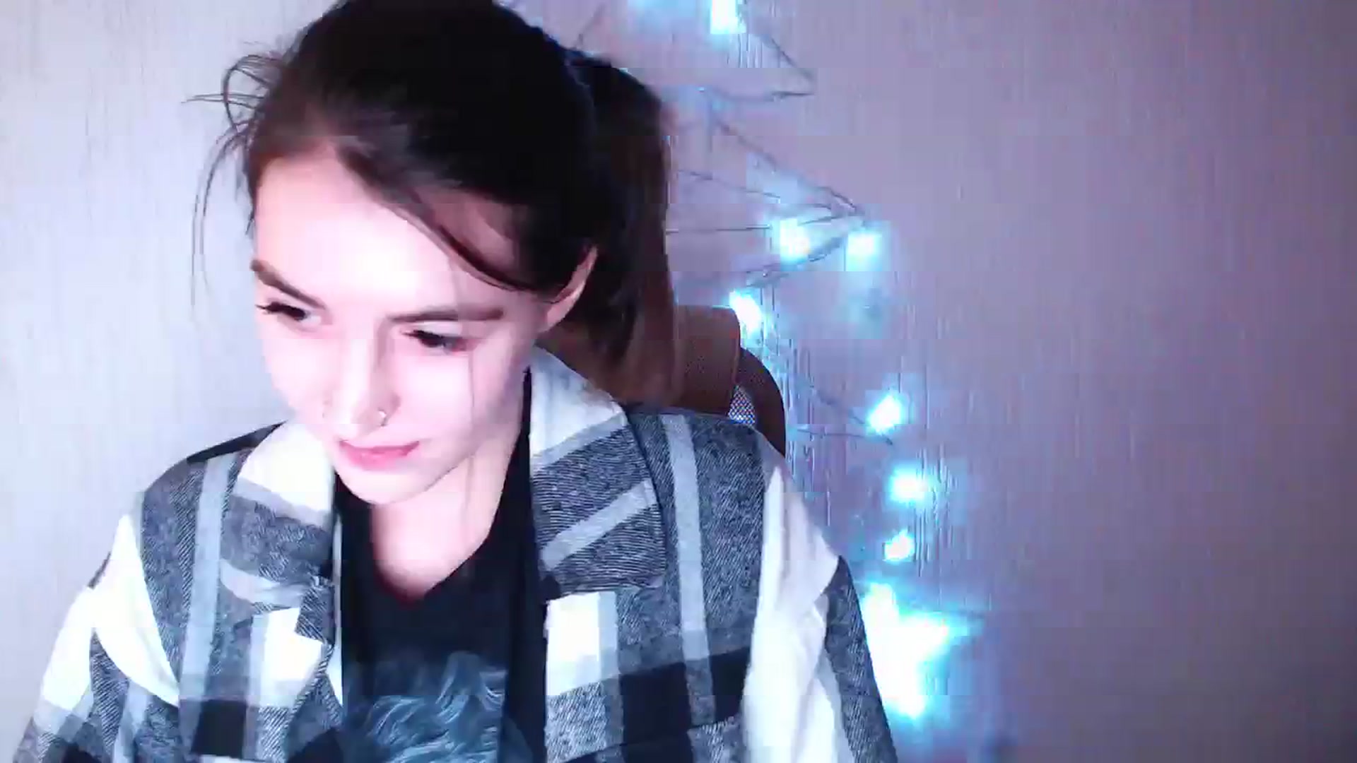 Gallery image thumbnail from lifethebest's myfreecams stream on, 01/18/2024, 03:39 image 14 of 20