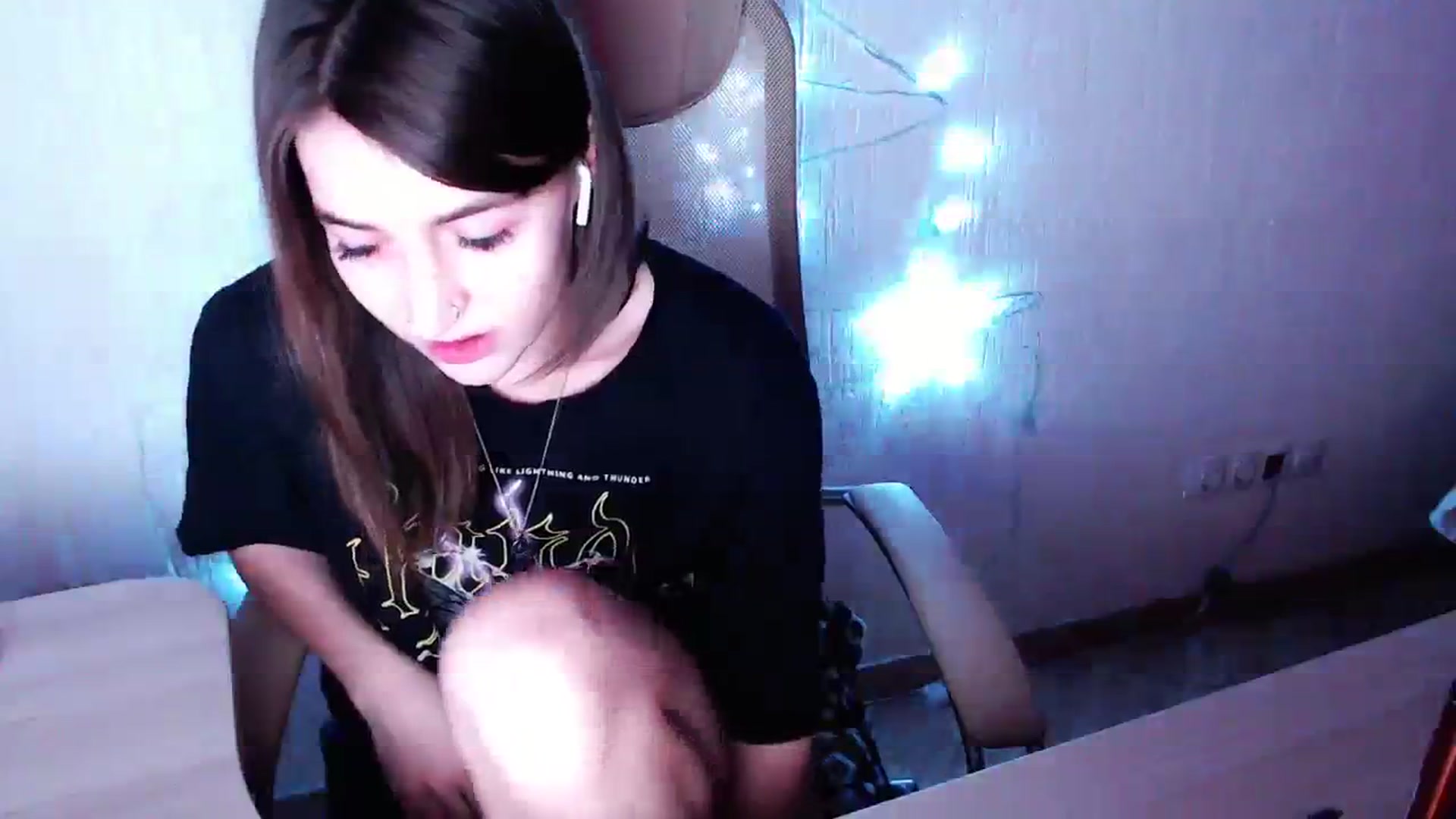 Gallery image thumbnail from lifethebest's myfreecams stream on, 01/21/2024, 08:02 image 20 of 20