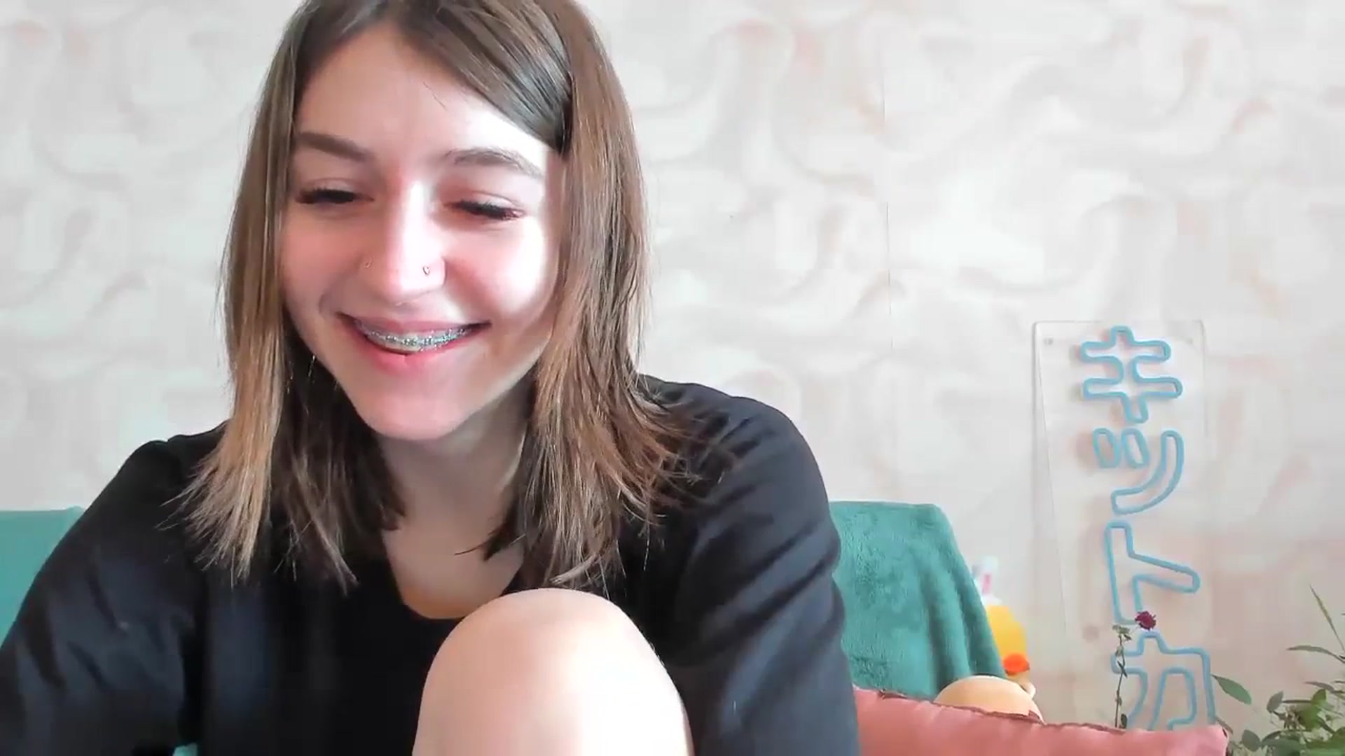 Gallery image thumbnail from lifethebest's myfreecams stream on, 03/18/2024, 06:44 image 2 of 20