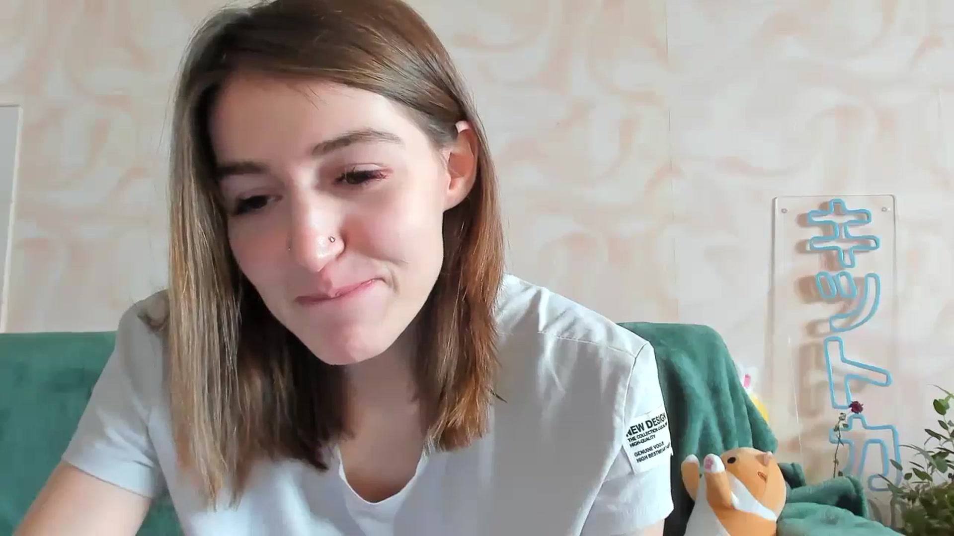 Gallery image thumbnail from lifethebest's myfreecams stream on, 03/22/2024, 04:08 image 19 of 20