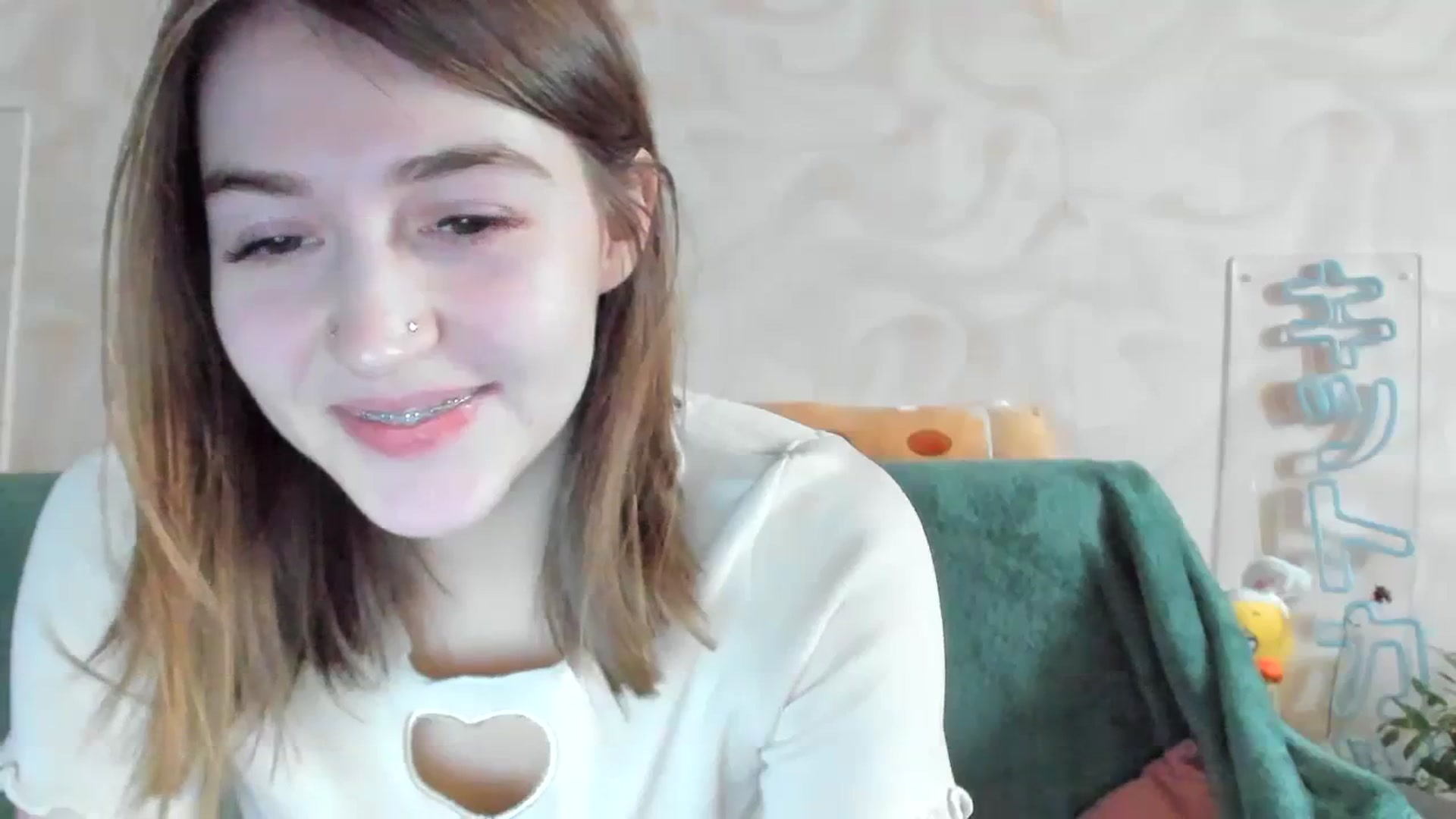 Gallery image thumbnail from lifethebest's myfreecams stream on, 04/09/2024, 03:03 image 17 of 20
