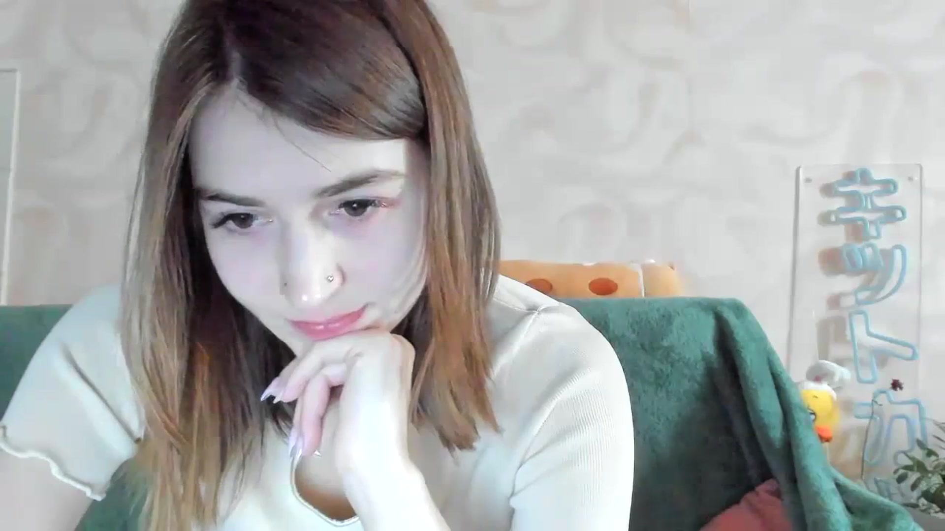 Gallery image thumbnail from lifethebest's myfreecams stream on, 04/09/2024, 03:03 image 16 of 20