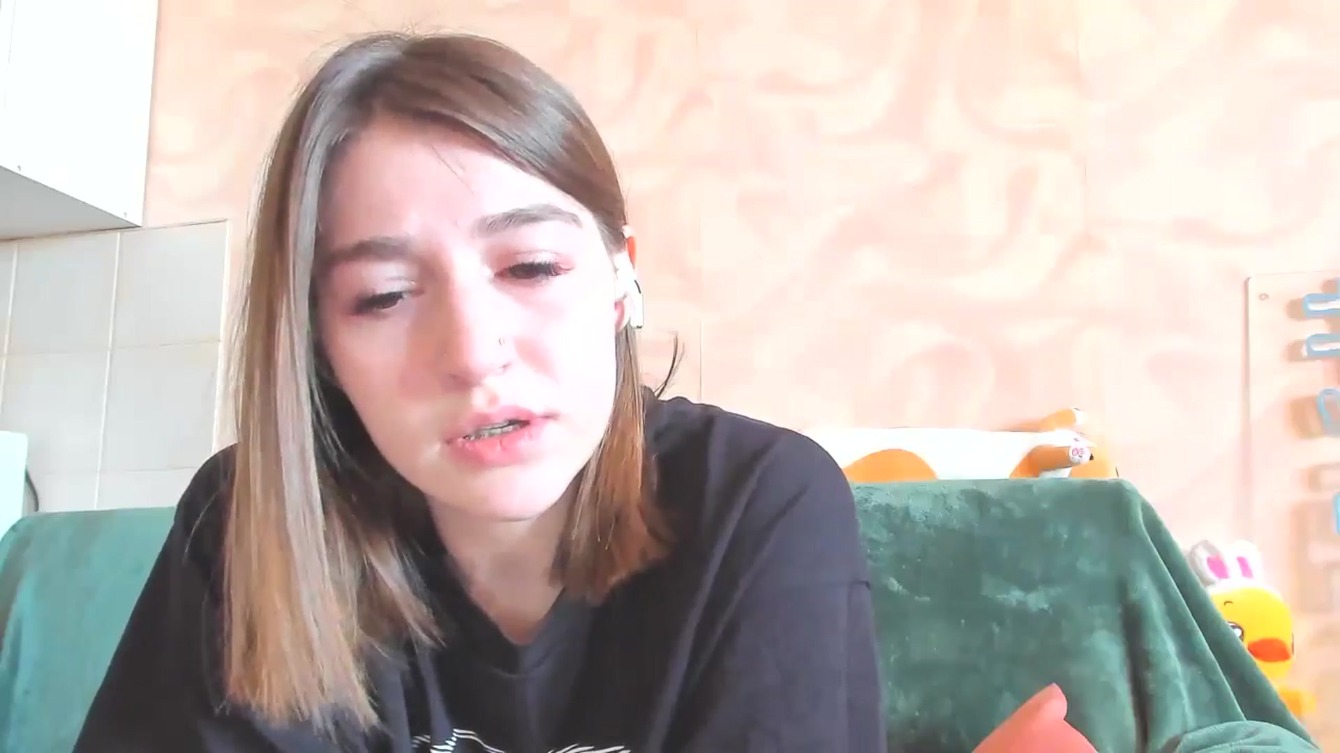Gallery image thumbnail from lifethebest's myfreecams stream on, 05/06/2024, 04:17 image 6 of 20