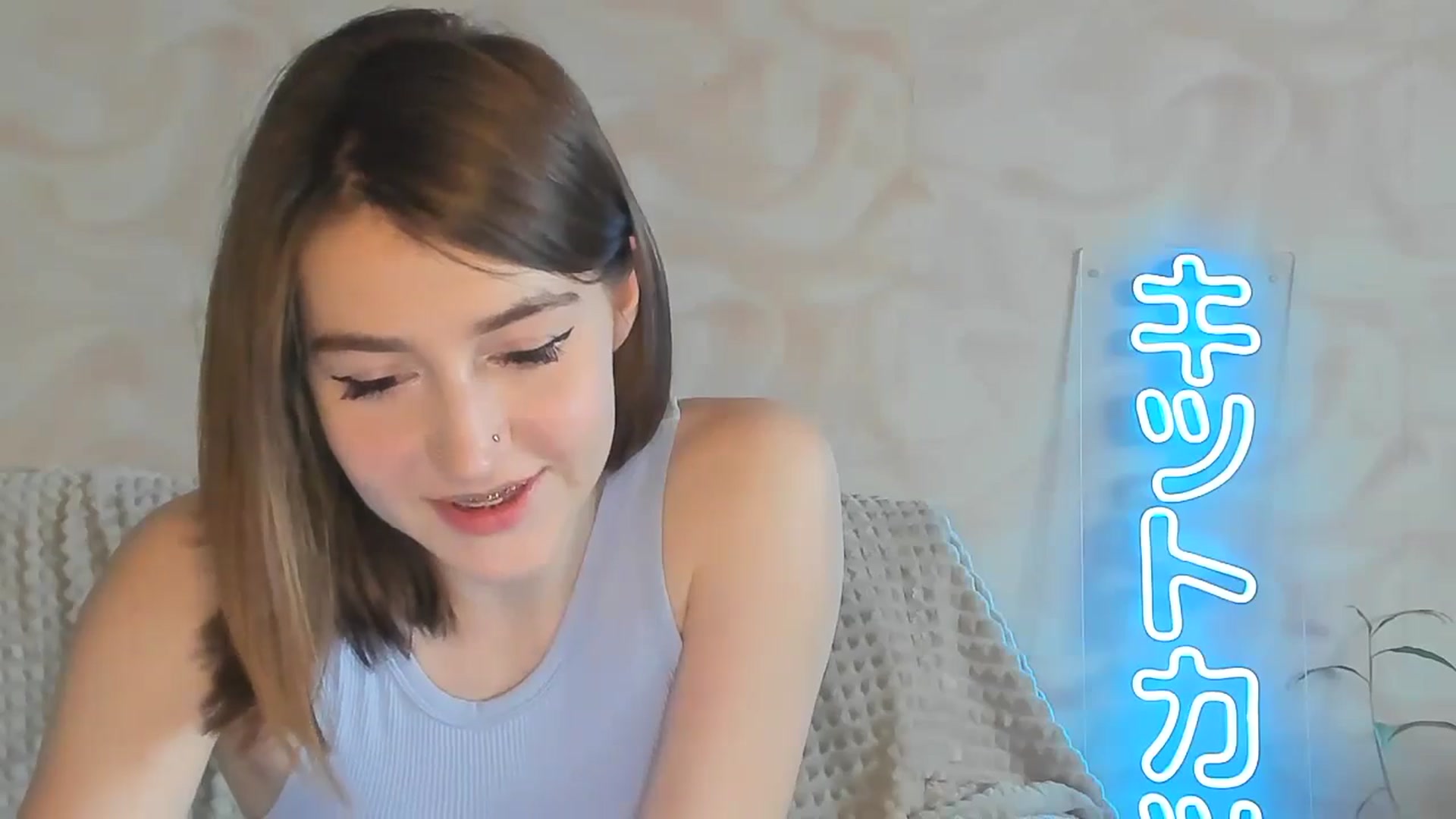 Gallery image thumbnail from lifethebest's myfreecams stream on, 05/20/2024, 02:41 image 11 of 20
