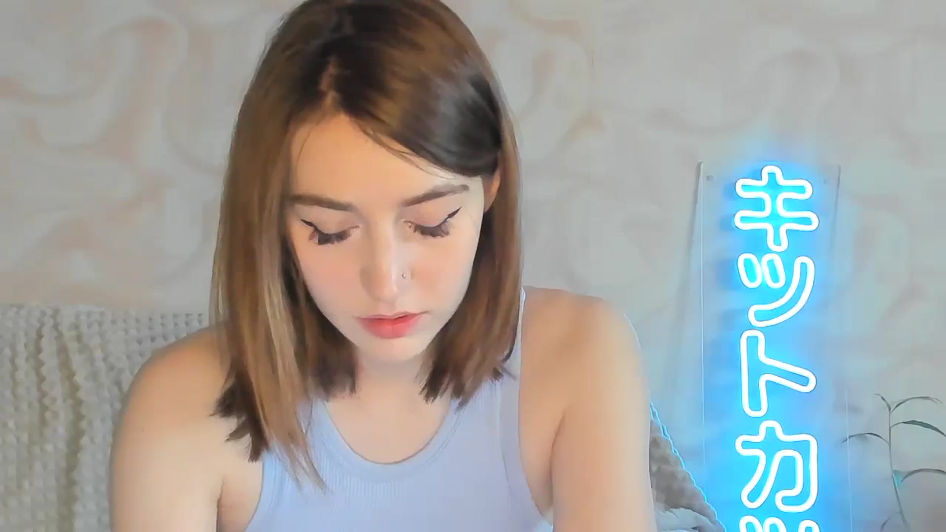 Gallery image thumbnail from lifethebest's myfreecams stream on, 05/20/2024, 02:41 image 2 of 20