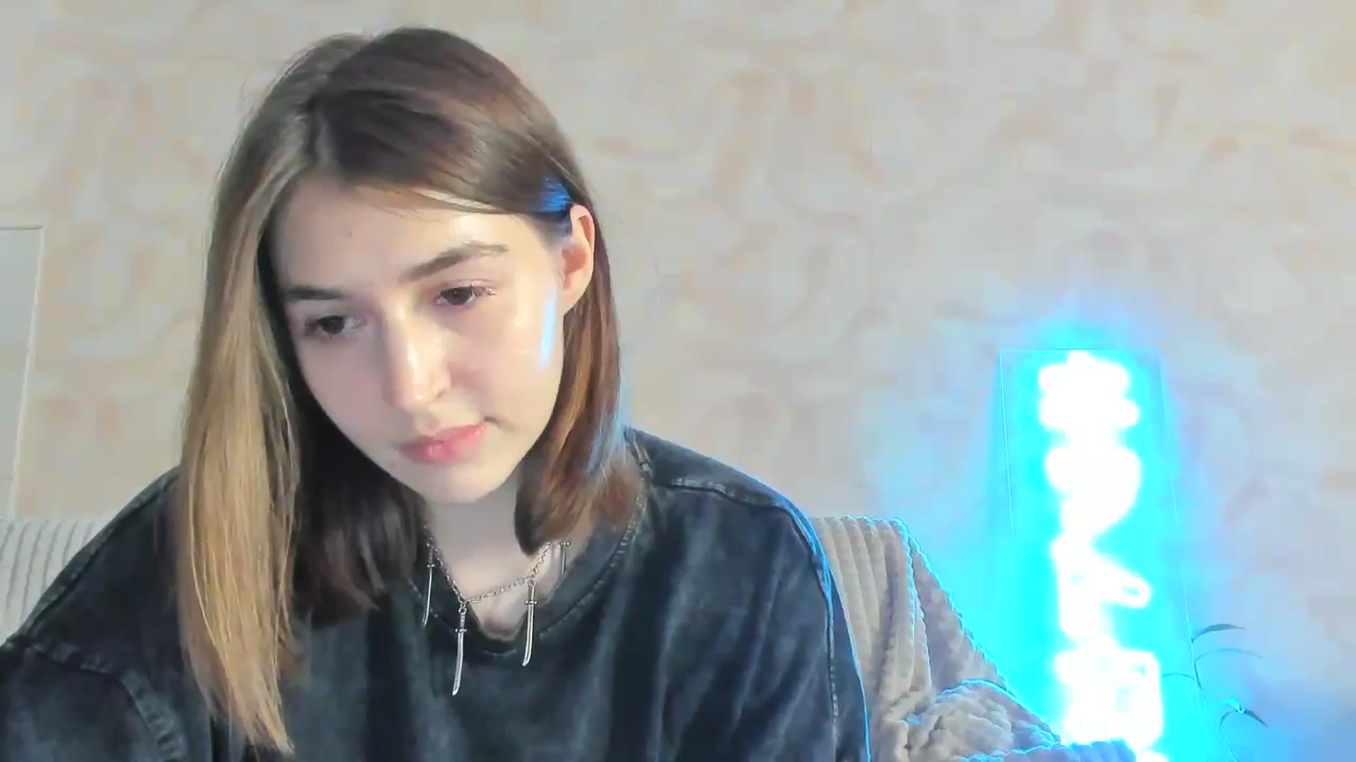 Gallery image thumbnail from lifethebest's myfreecams stream on, 05/27/2024, 06:59 image 15 of 20