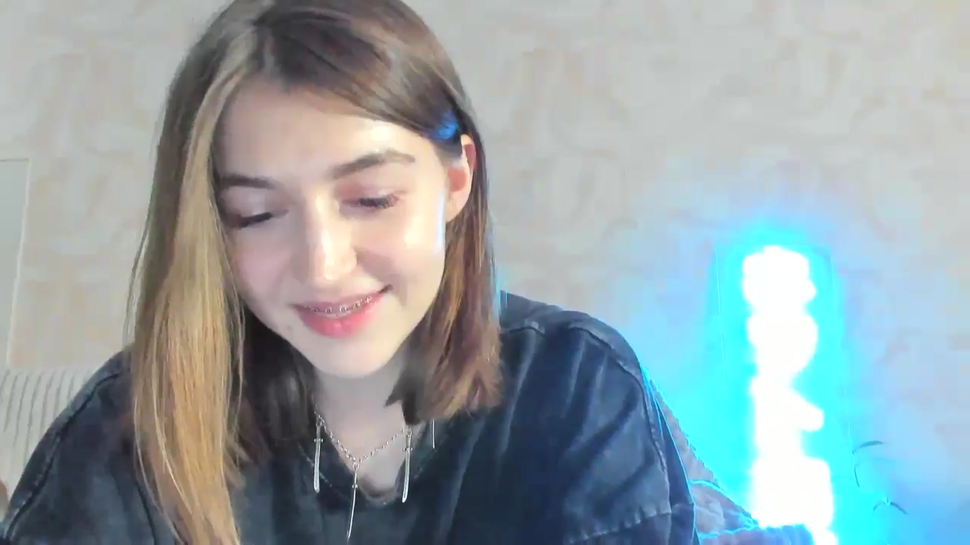 Gallery image thumbnail from lifethebest's myfreecams stream on, 05/27/2024, 06:59 image 5 of 20