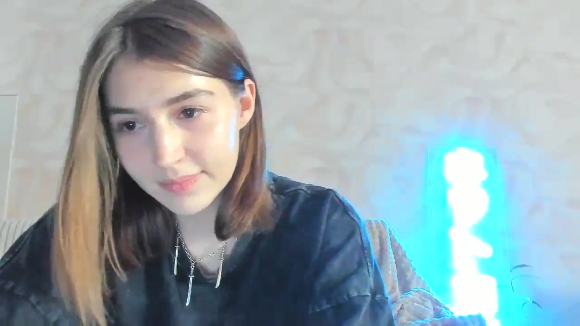 Gallery image thumbnail from lifethebest's myfreecams stream on, 05/27/2024, 06:59 image 16 of 20