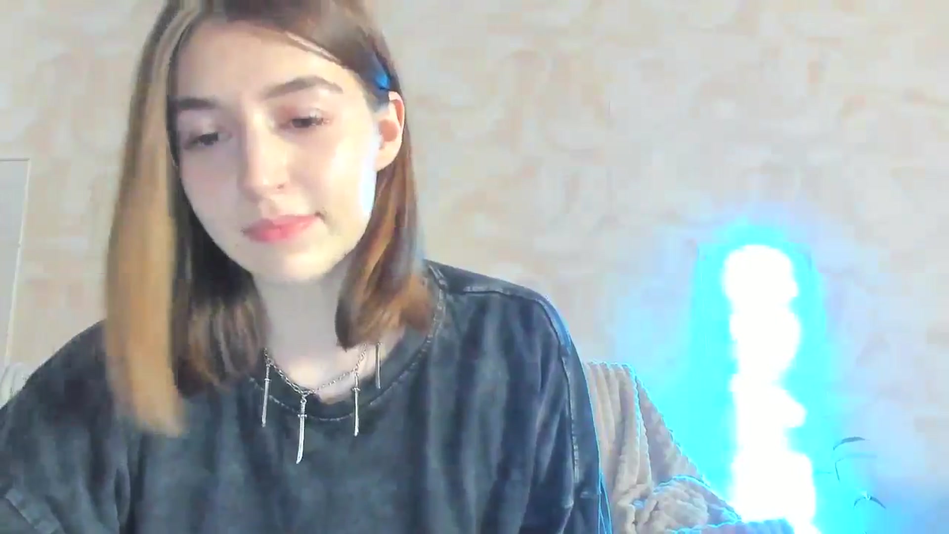 Gallery image thumbnail from lifethebest's myfreecams stream on, 05/27/2024, 06:59 image 11 of 20