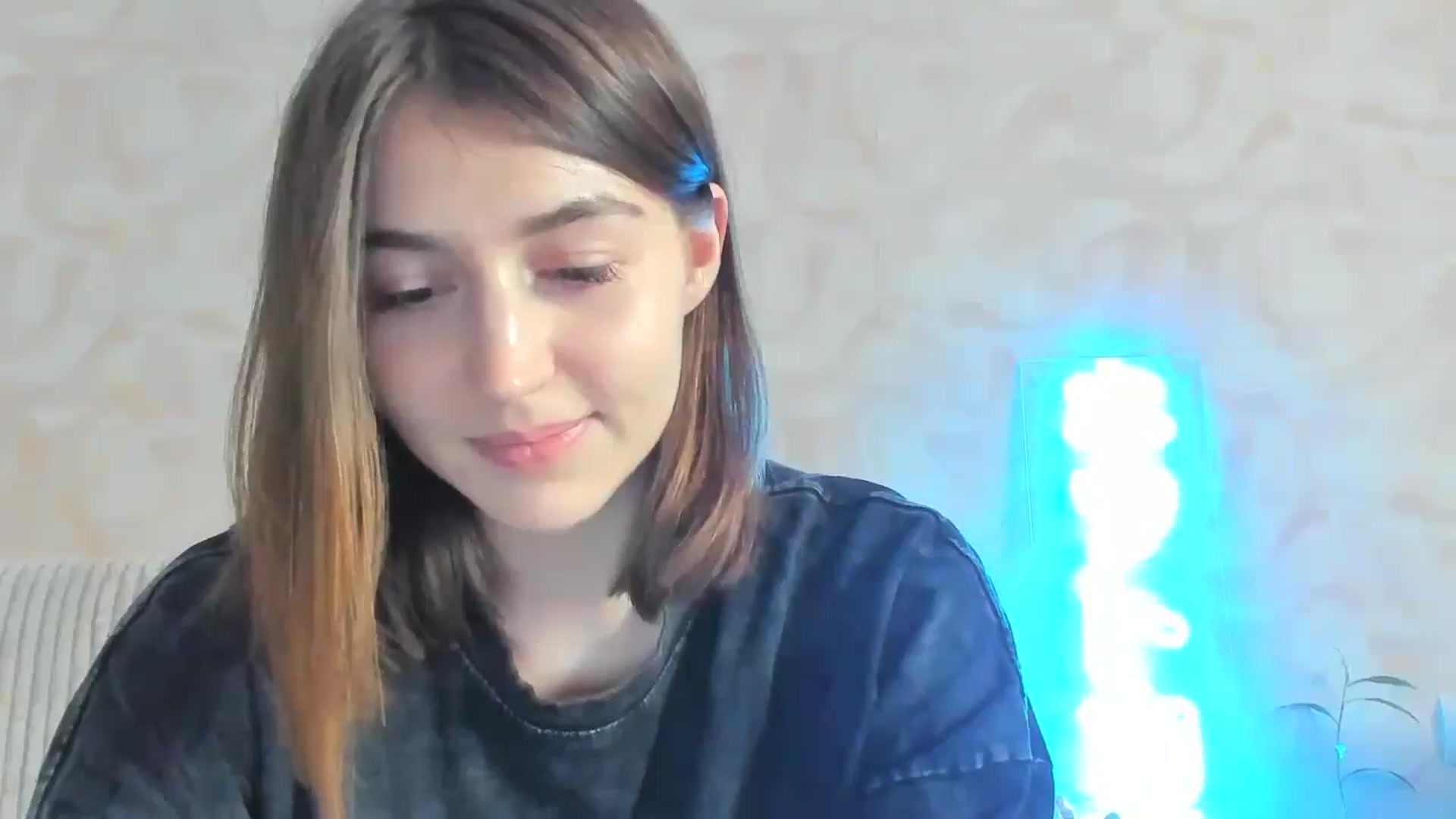 Gallery image thumbnail from lifethebest's myfreecams stream on, 05/27/2024, 11:09 image 2 of 20