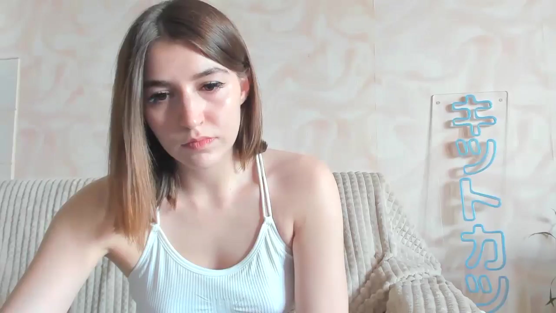 Gallery image thumbnail from lifethebest's myfreecams stream on, 05/29/2024, 07:57 image 19 of 20