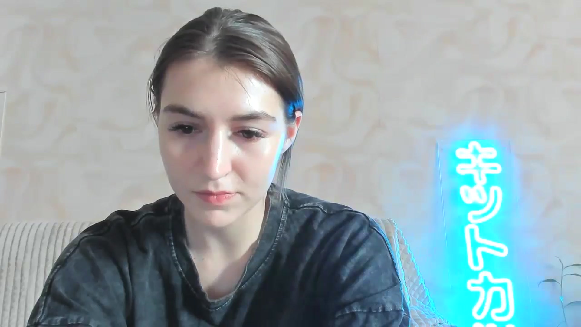 Gallery image thumbnail from lifethebest's myfreecams stream on, 05/30/2024, 07:18 image 3 of 20