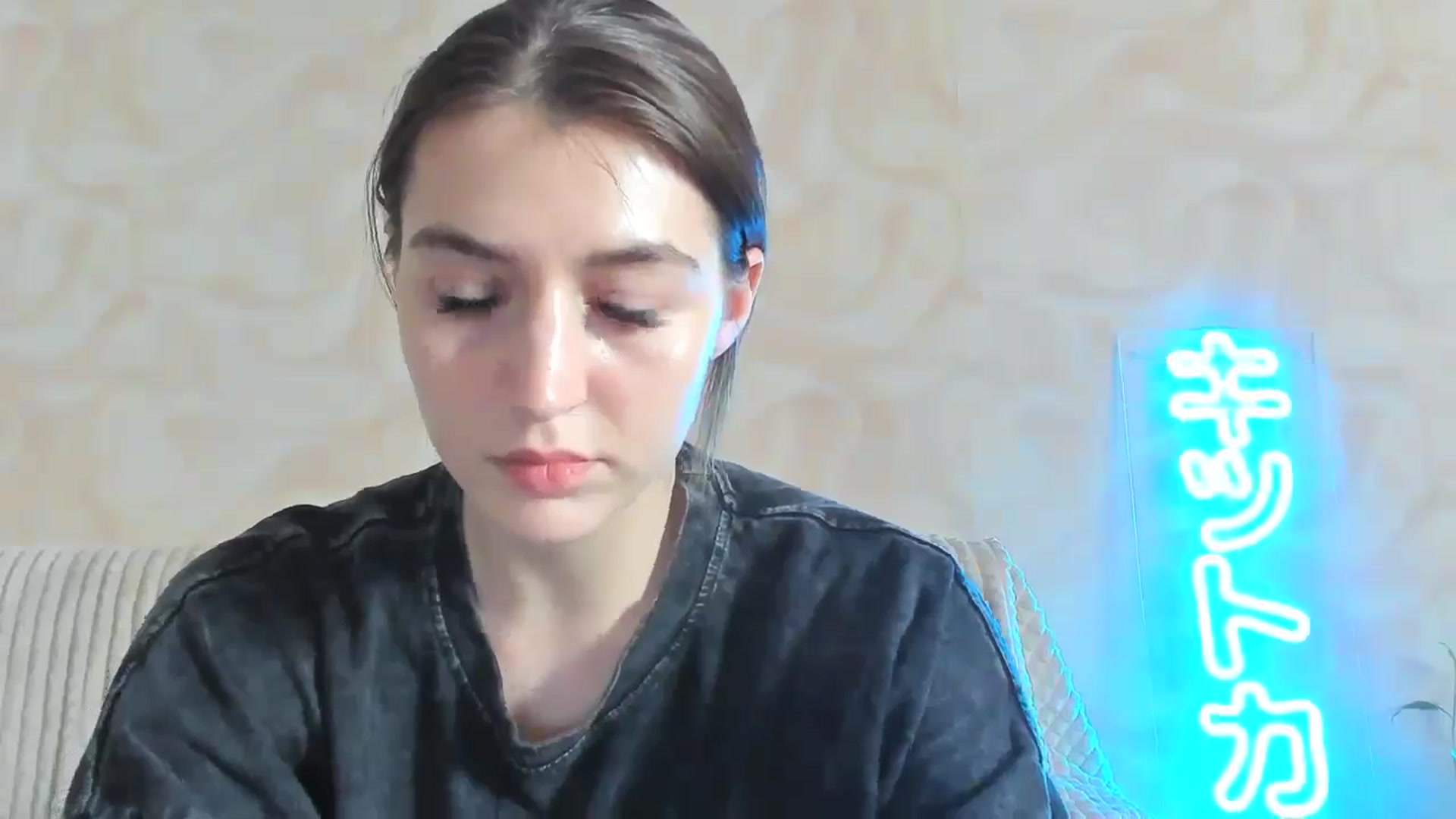 Gallery image thumbnail from lifethebest's myfreecams stream on, 05/30/2024, 07:18 image 10 of 20