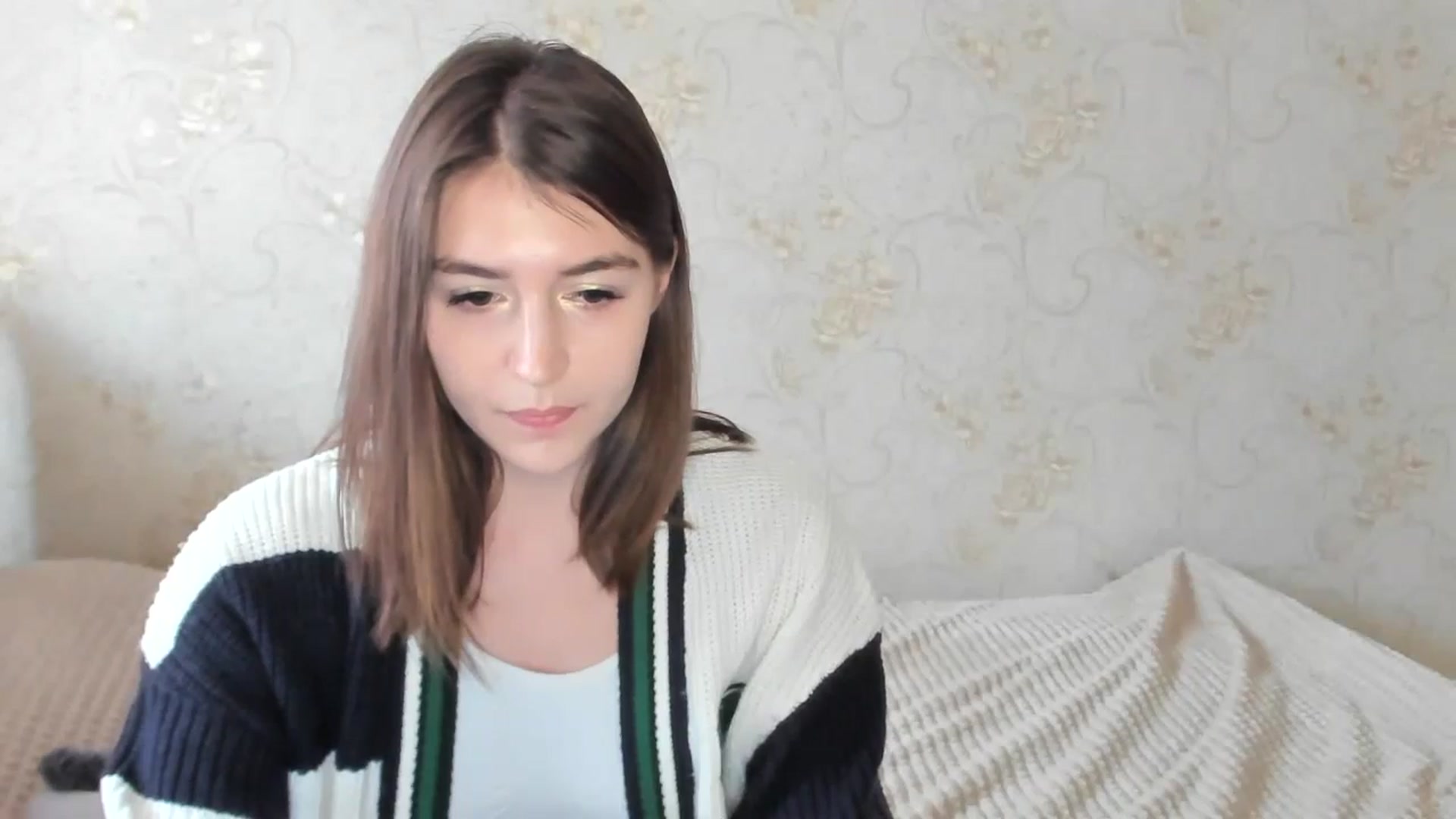 Gallery image thumbnail from lifethebest's myfreecams stream on, 09/23/2024, 08:08 image 2 of 20