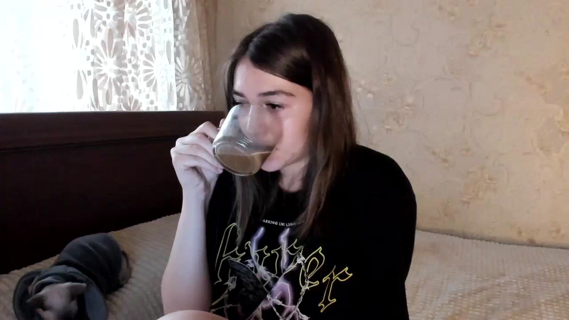 Gallery image thumbnail from lifethebest's myfreecams stream on, 10/29/2024, 08:54 image 18 of 20