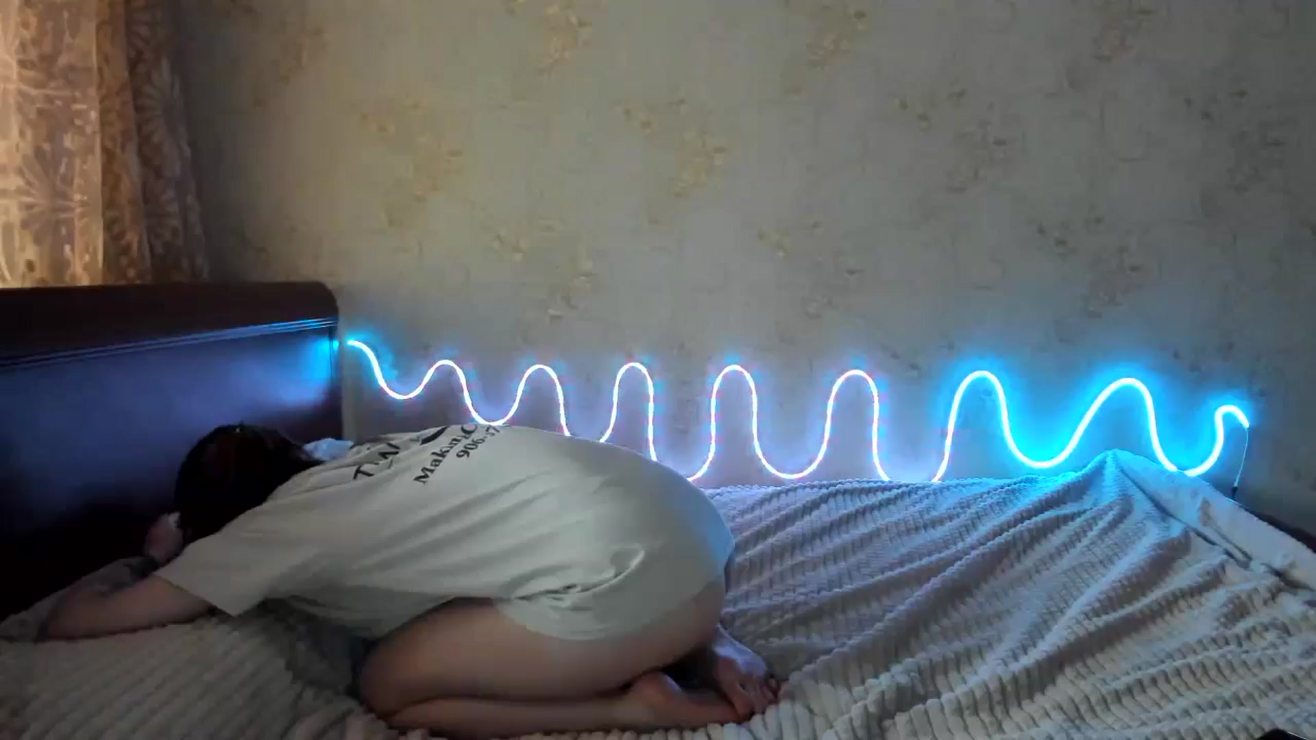 Gallery image thumbnail from lifethebest's myfreecams stream on, 12/17/2024, 09:20 image 13 of 20