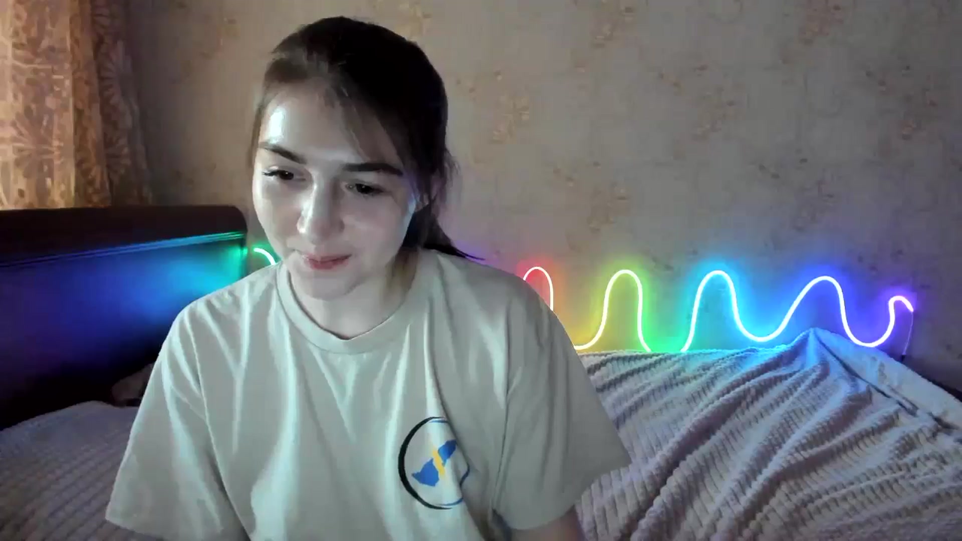 Gallery image thumbnail from lifethebest's myfreecams stream on, 12/17/2024, 09:20 image 5 of 20