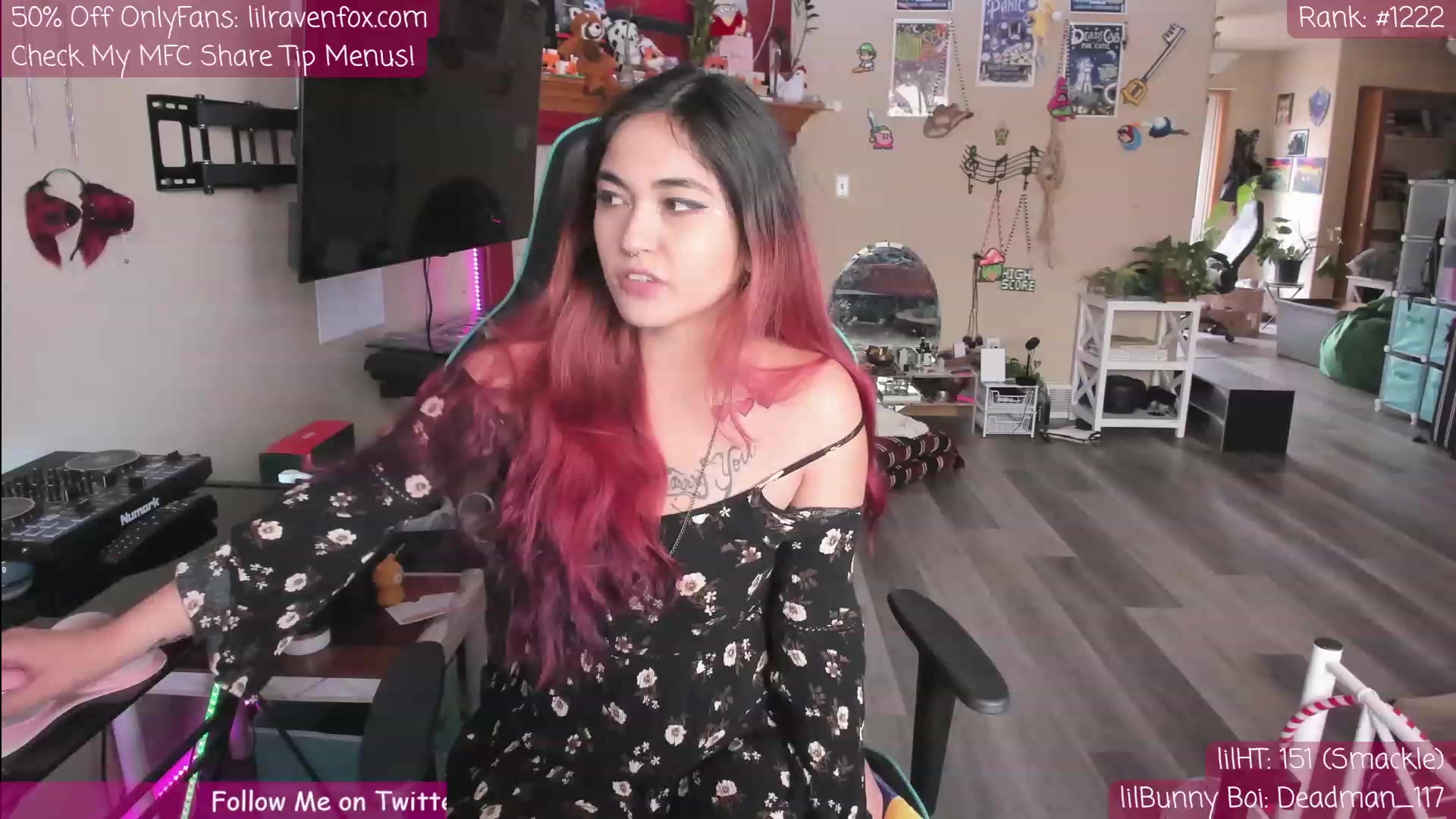Gallery image thumbnail from lilRavenFox's myfreecams stream on, 05/14/2023, 21:04 image 1 of 20