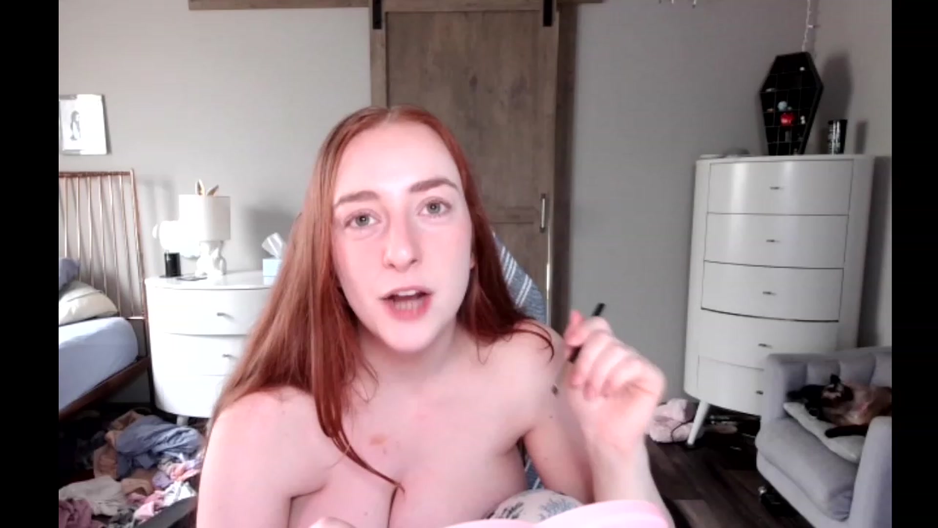 Gallery image thumbnail from lil_purrmaid's myfreecams stream on, 04/05/2023, 20:45 image 6 of 20