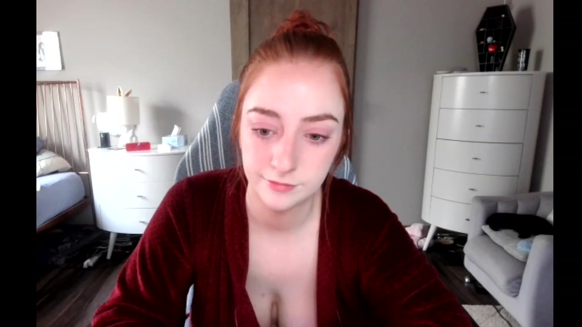 Gallery image thumbnail from lil_purrmaid's myfreecams stream on, 04/09/2023, 17:00 image 17 of 20