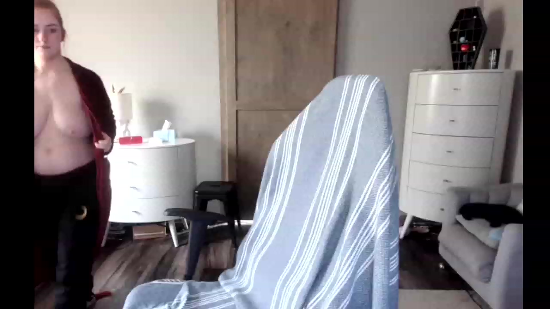 Gallery image thumbnail from lil_purrmaid's myfreecams stream on, 04/09/2023, 17:00 image 3 of 20