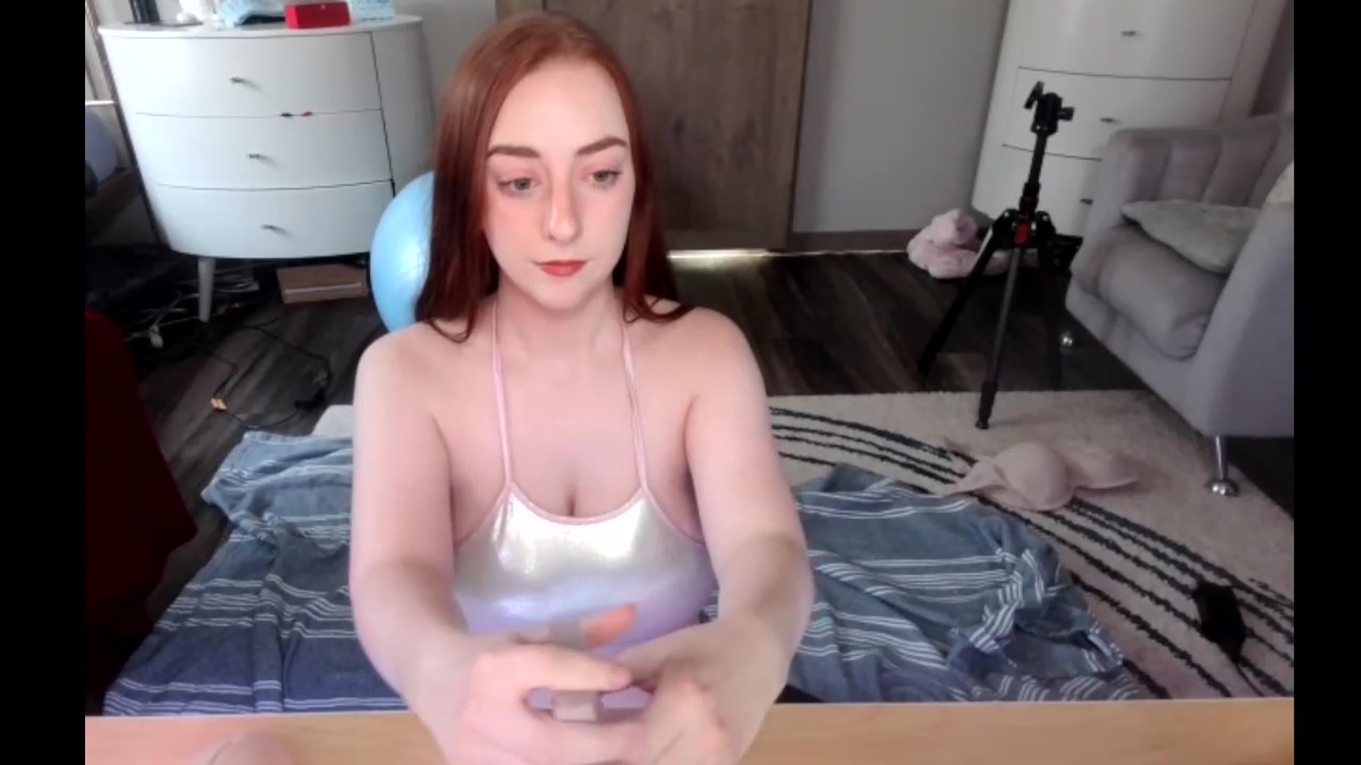 Gallery image thumbnail from lil_purrmaid's myfreecams stream on, 04/16/2023, 20:57 image 10 of 20