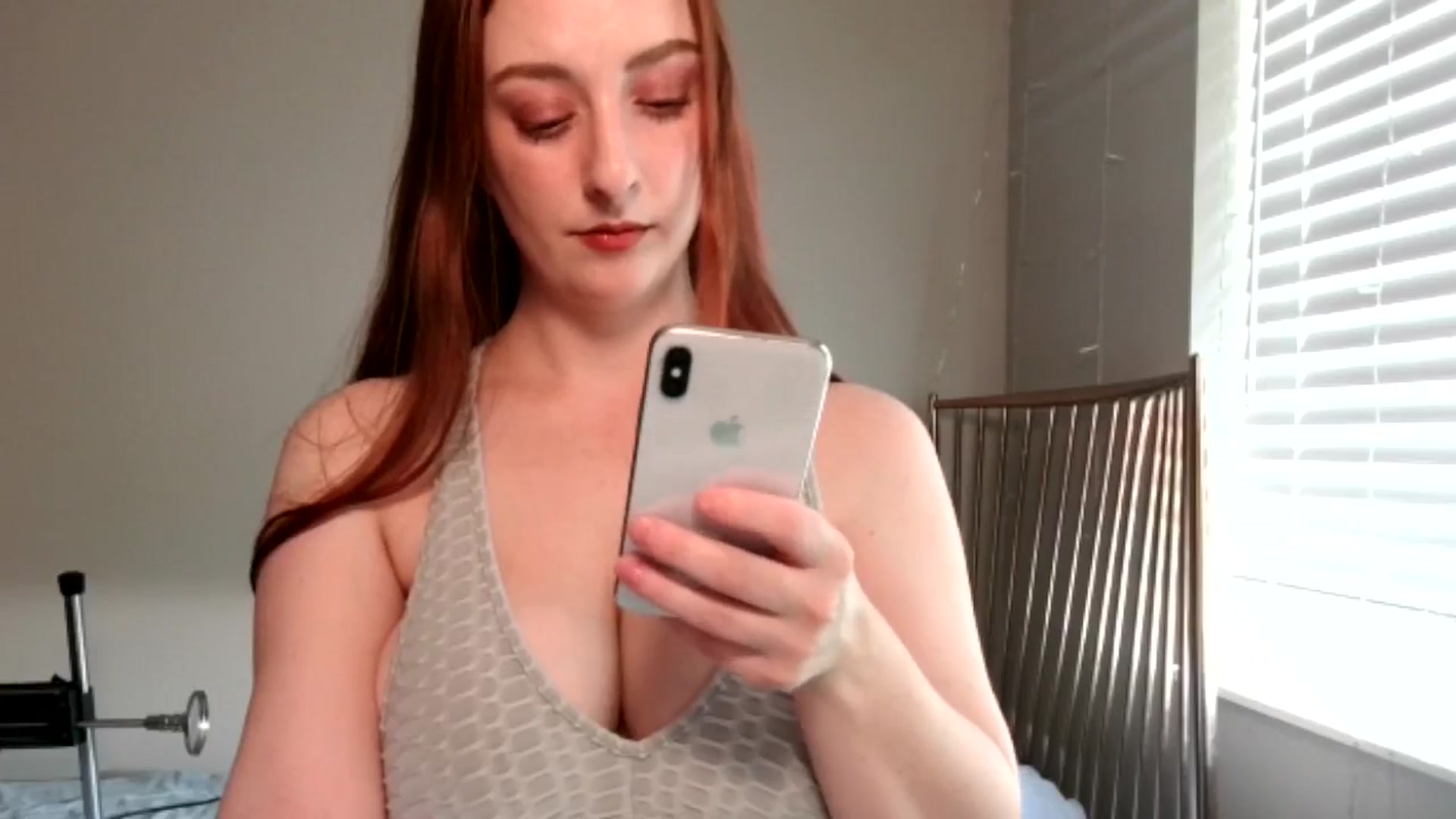 Gallery image thumbnail from lil_purrmaid's myfreecams stream on, 06/08/2025, 15:54 image 16 of 20
