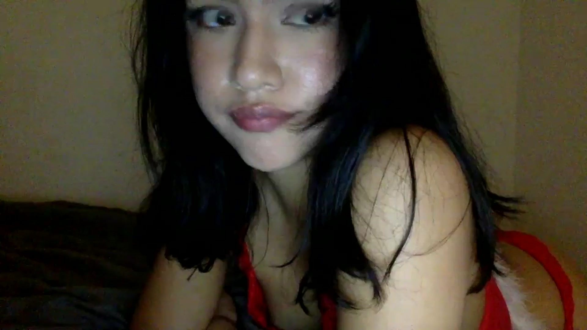 Gallery image thumbnail from lilagomez's myfreecams stream on, 12/25/2023, 10:04 image 3 of 20