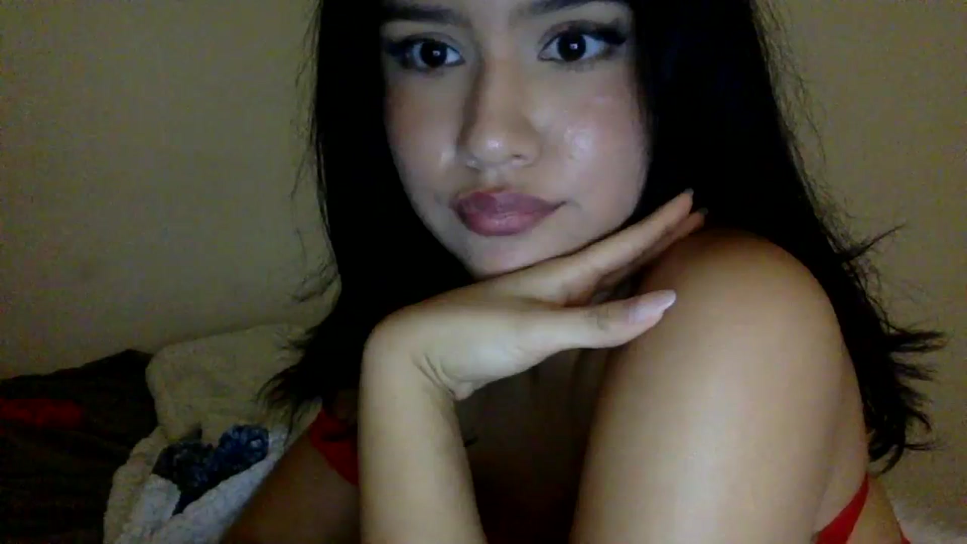Gallery image thumbnail from lilagomez's myfreecams stream on, 12/25/2023, 10:51 image 3 of 20