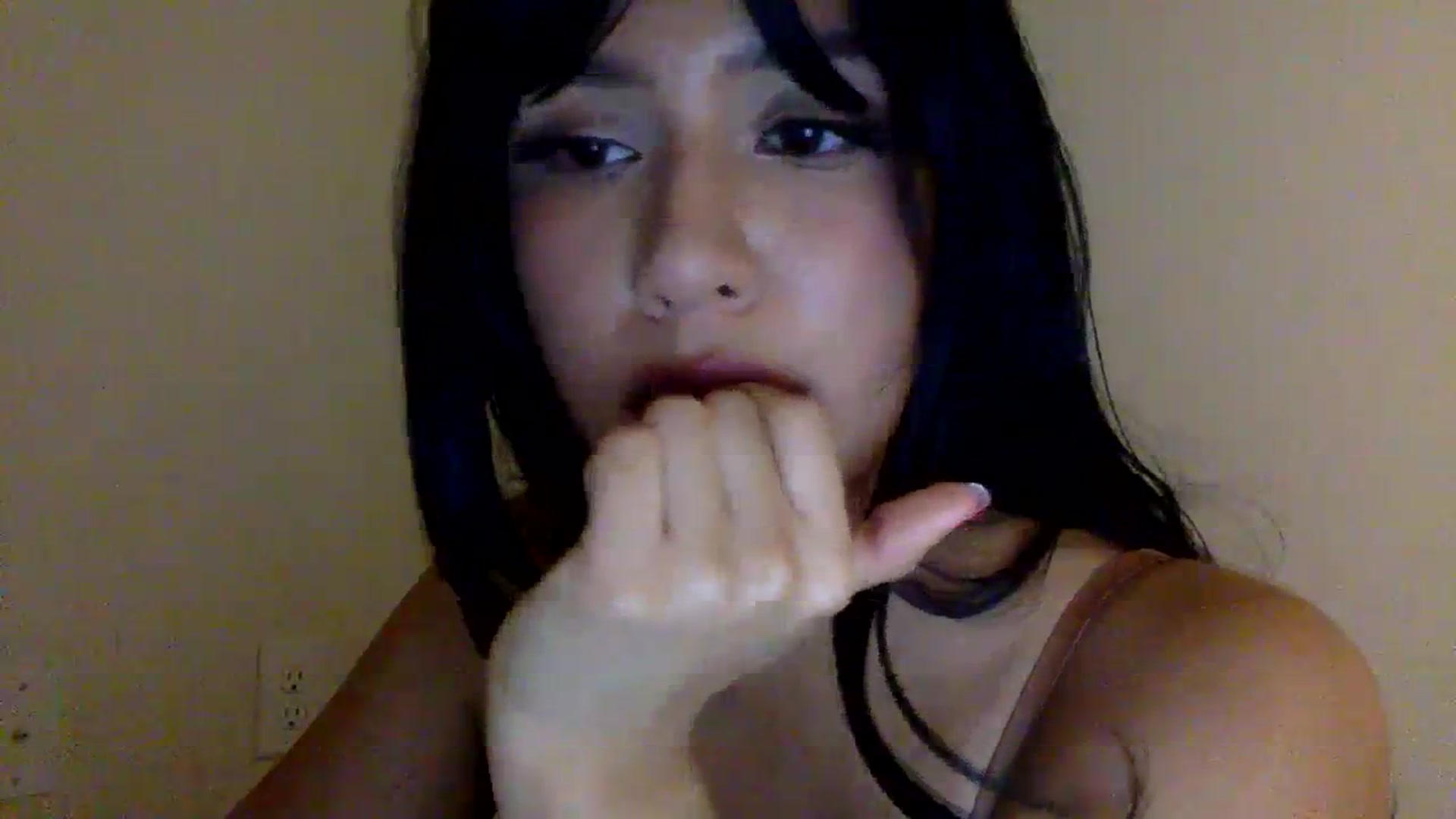 Gallery image thumbnail from lilagomez's myfreecams stream on, 02/03/2024, 09:07 image 10 of 20