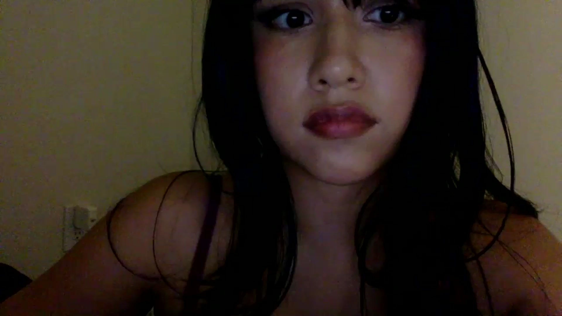 Gallery image thumbnail from lilagomez's myfreecams stream on, 02/05/2024, 08:40 image 5 of 20