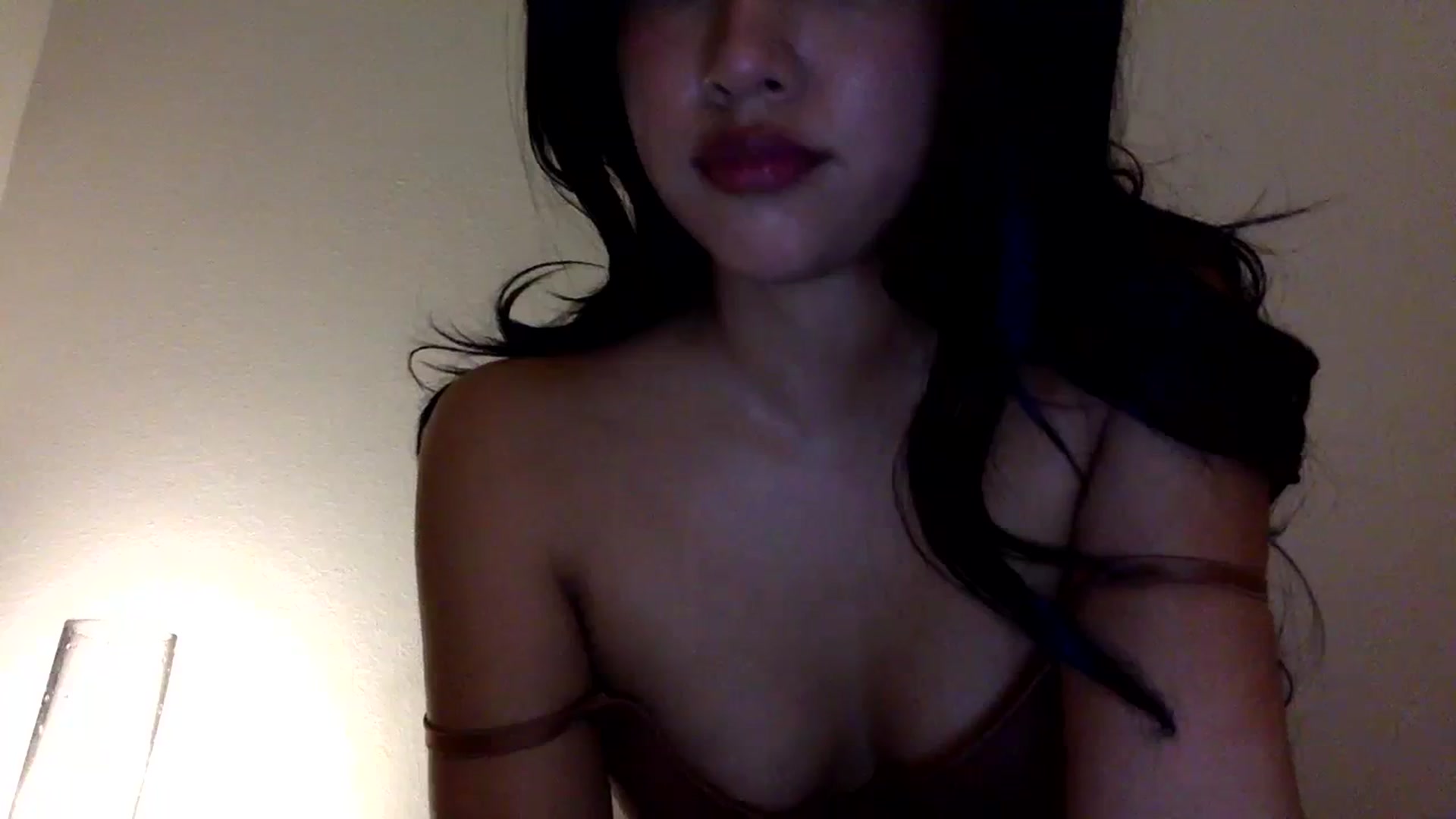 Gallery image thumbnail from lilagomez's myfreecams stream on, 02/08/2024, 12:01 image 8 of 20